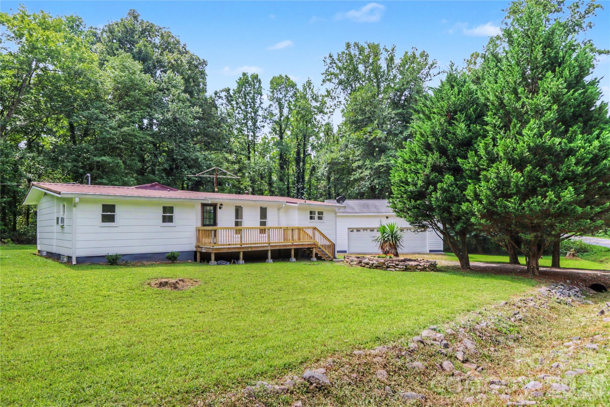 Single Family Residence at 160 Denny Road, Statesville, photo 36 of 45