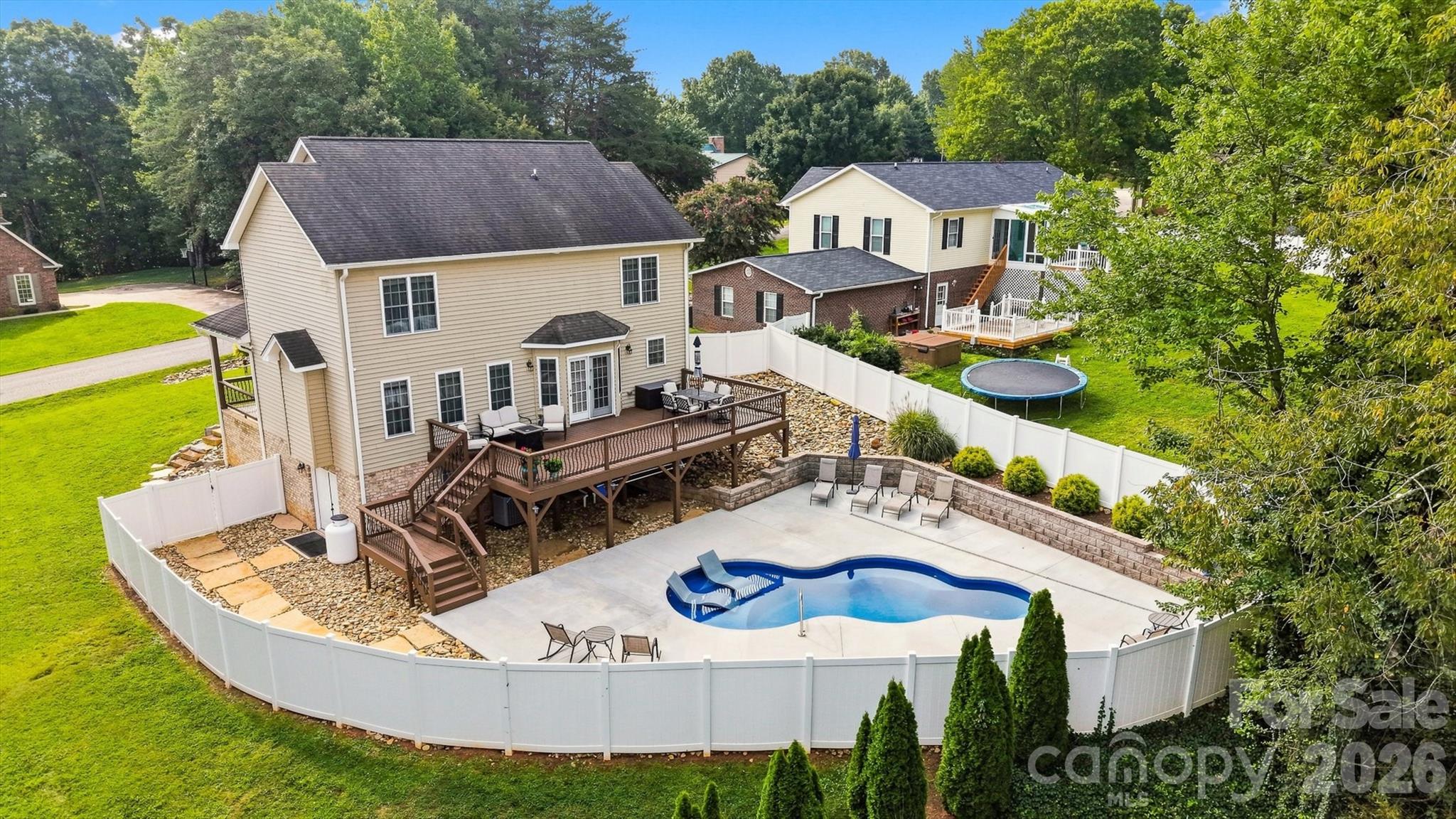 Single Family Residence at 6011 Dockside Drive, Hickory, photo 40 of 48