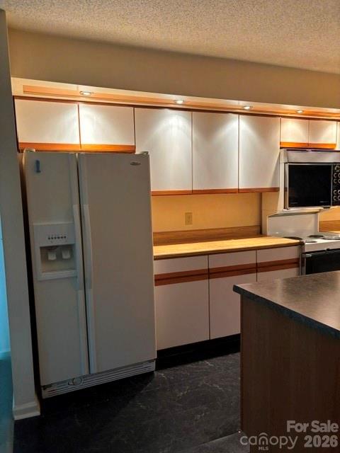 Kitchen - 1301 Independence Trail, Morganton