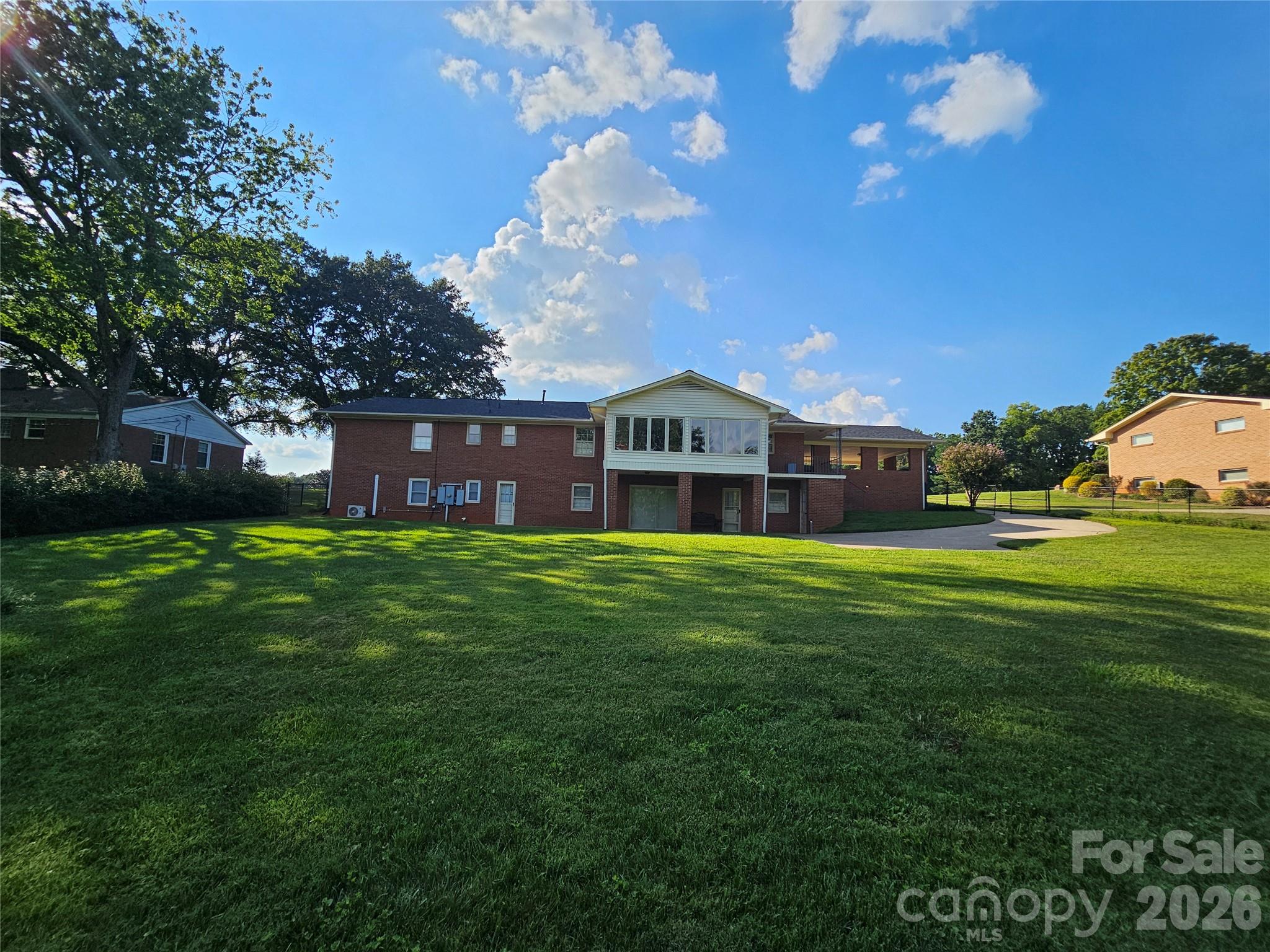 Single Family Residence at 524 Country Club Circle, Shelby, photo 36 of 39