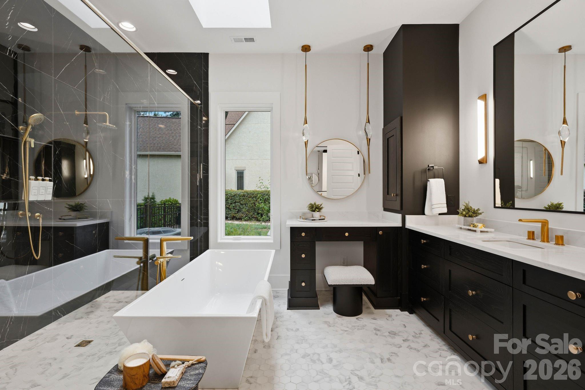 Single Family Residence at 3904 Channel Pointe Lane, Denver, photo 27 of 44