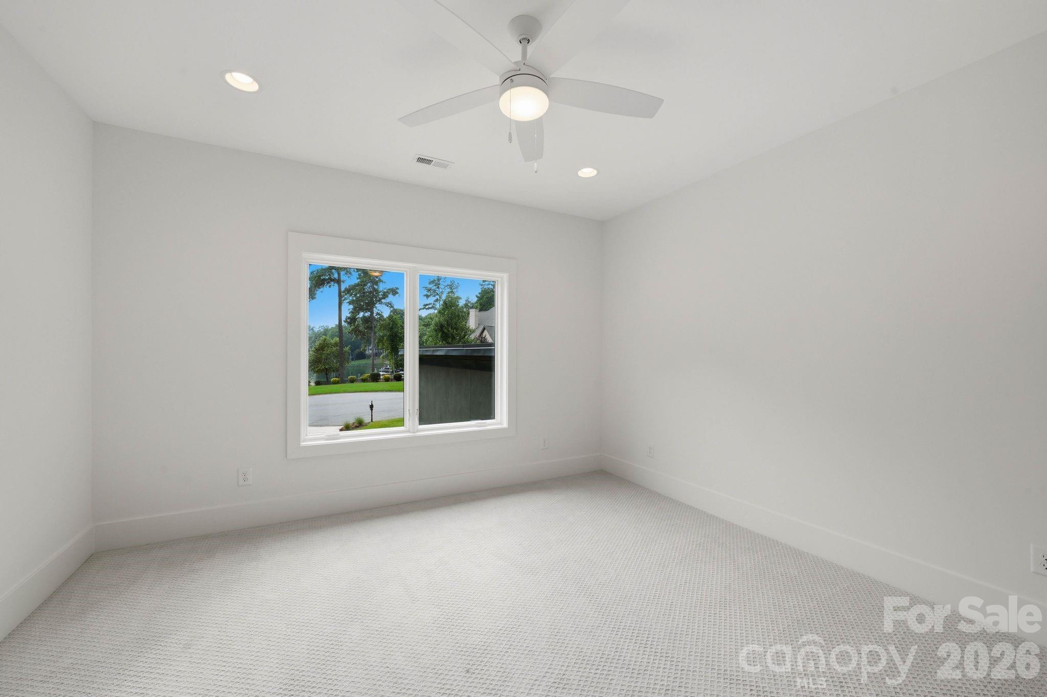 Single Family Residence at 3904 Channel Pointe Lane, Denver, photo 33 of 44