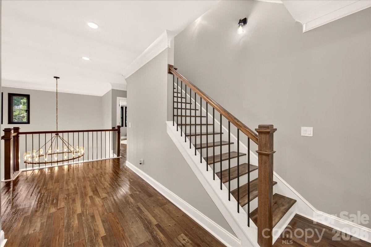 Single Family Residence at 2200 Stratford Avenue, Charlotte, photo 36 of 48