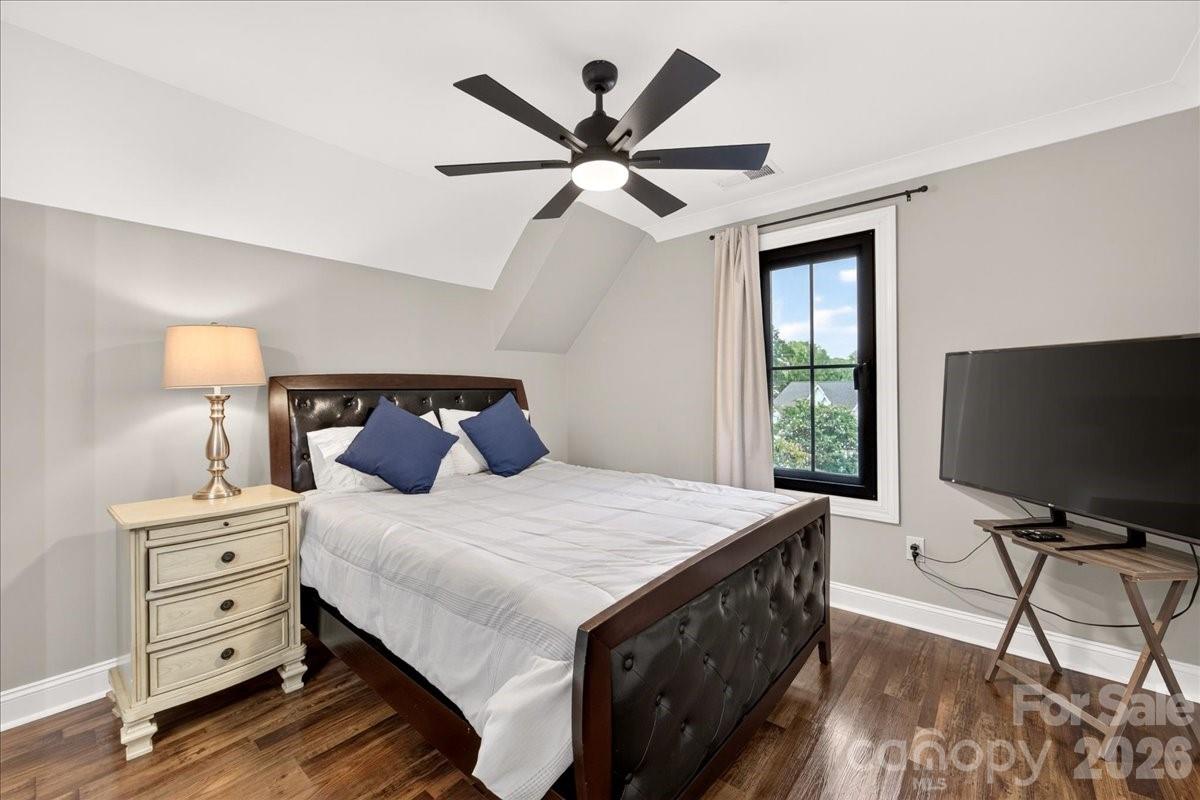 3rd level bedroom - 2200 Stratford Avenue, Charlotte