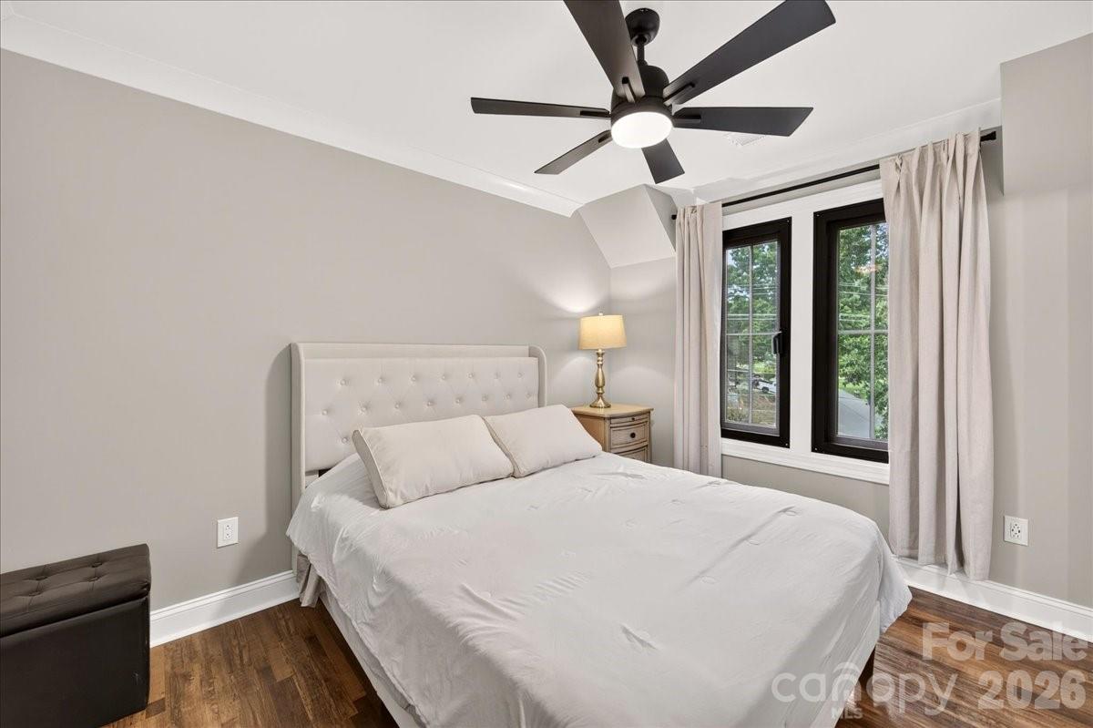 3rd level bedroom - 2200 Stratford Avenue, Charlotte