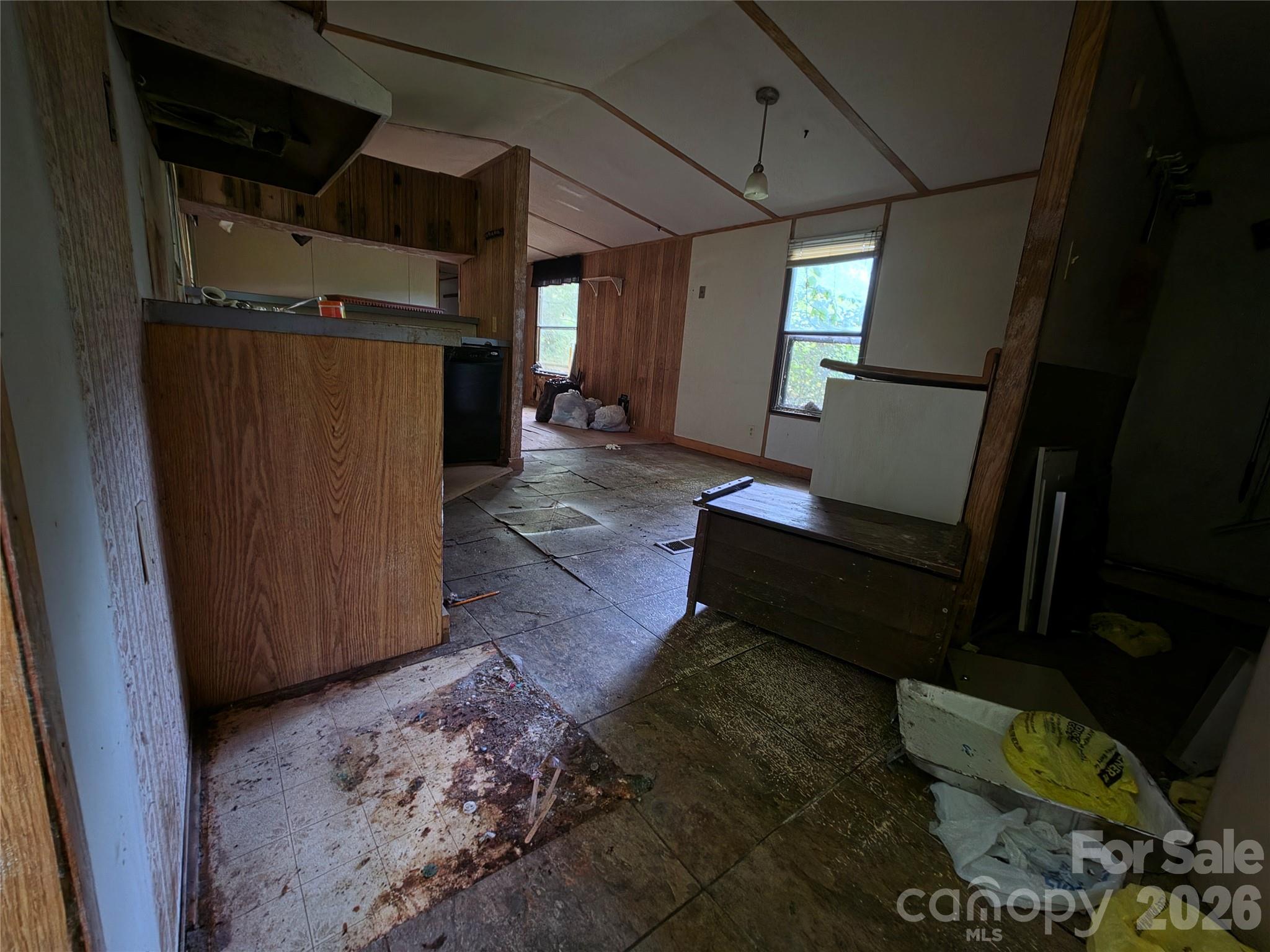 Single Family Residence at 40 Gunches Dirt Road, Candler, photo 5 of 19