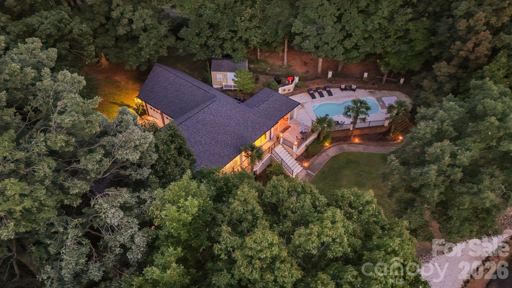 Single Family Residence at 172 Mariner Pointe Lane, Mooresville, photo 48 of 48