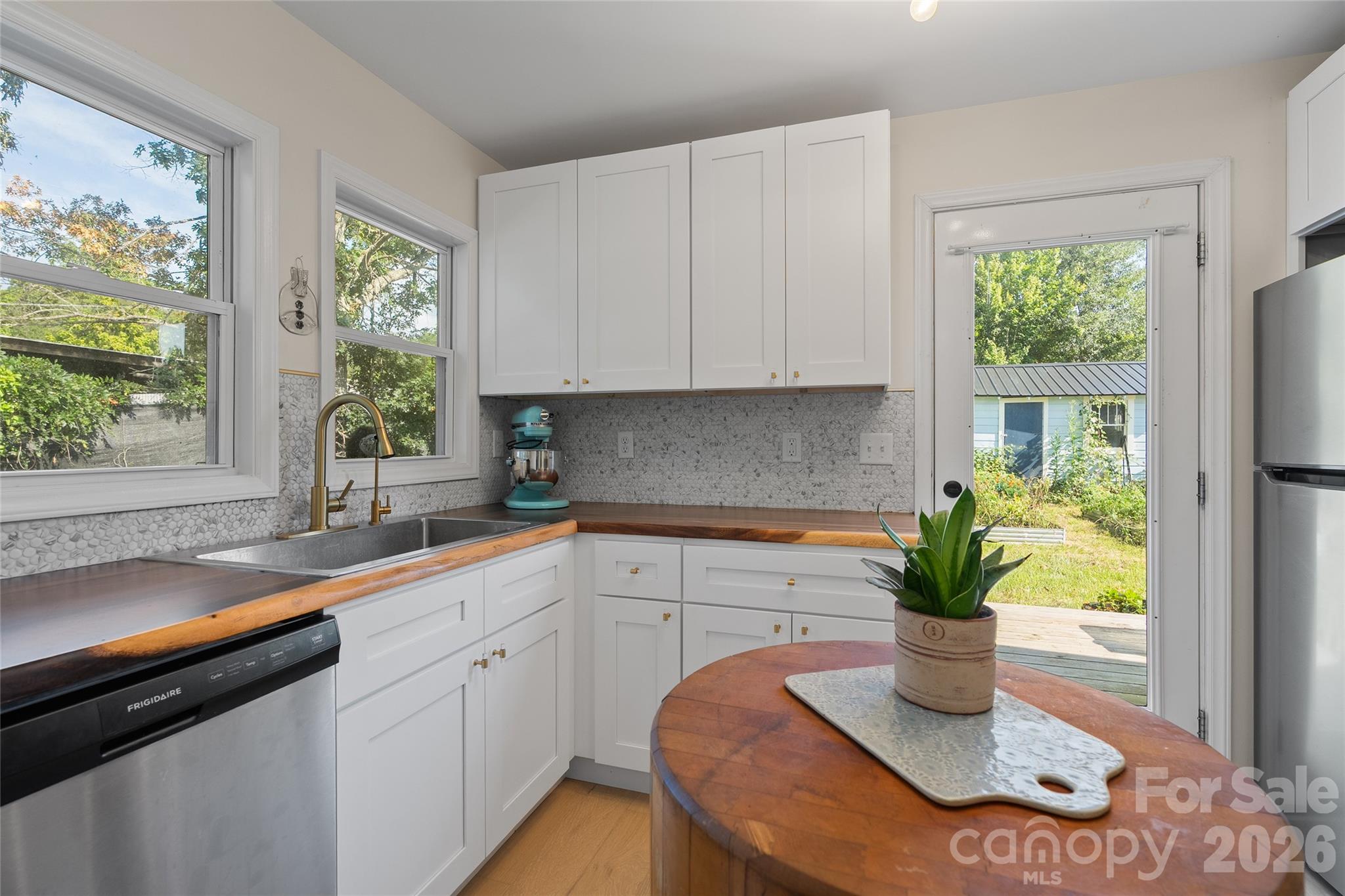 Single Family Residence at 1042 W Old US 70 Hwy Highway, Black Mountain, photo 12 of 24