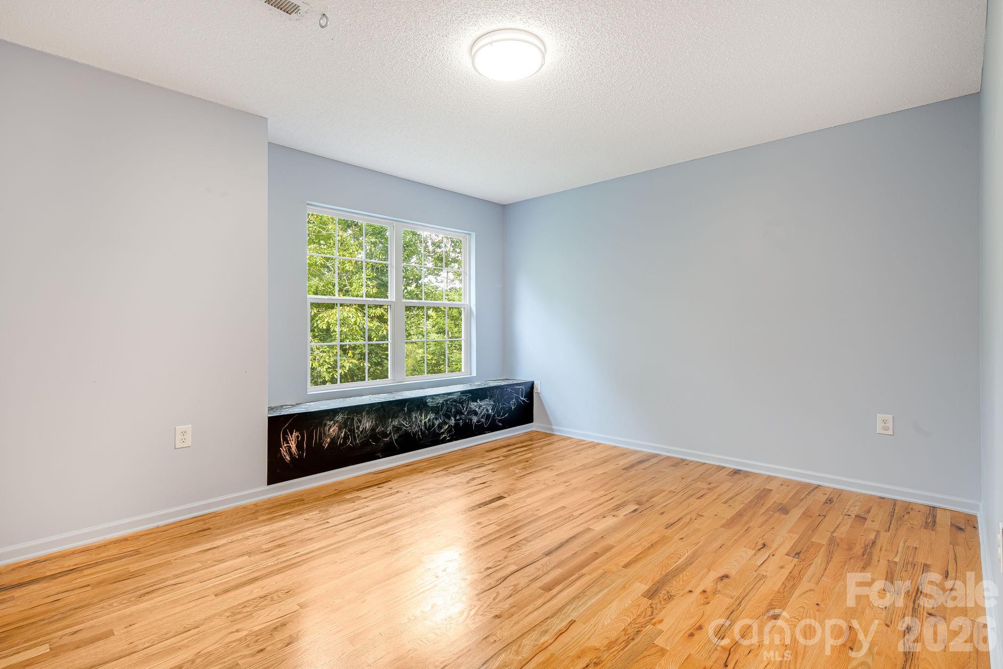 Single Family Residence at 747 Osborne Road, Clyde, photo 21 of 40