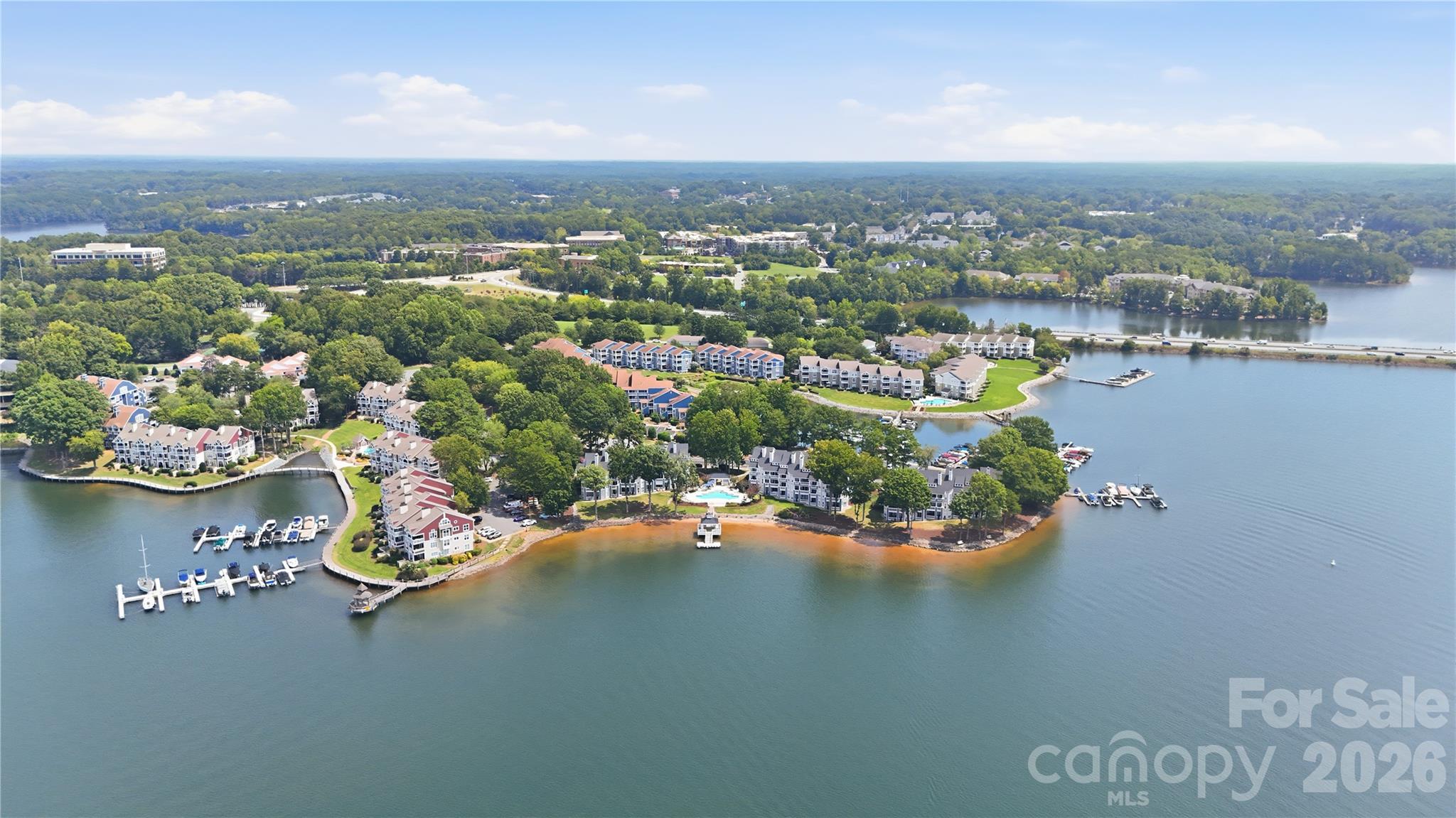 Waterfront living at 932 Southwest Drive in Davidson Landing. - 932 Southwest Drive, Davidson