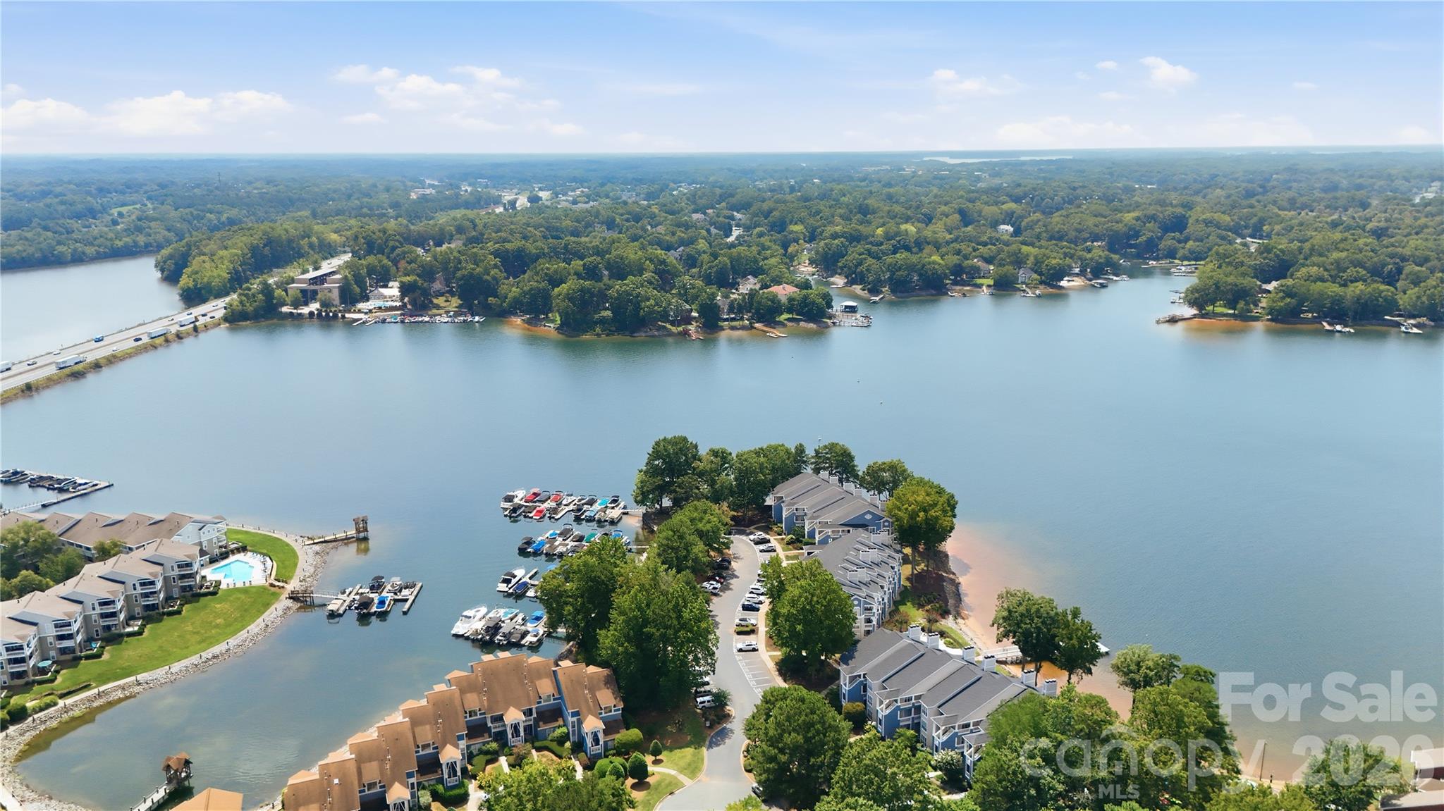 Beautiful lake views bring the Davidson Landing lifestyle home. - 932 Southwest Drive, Davidson