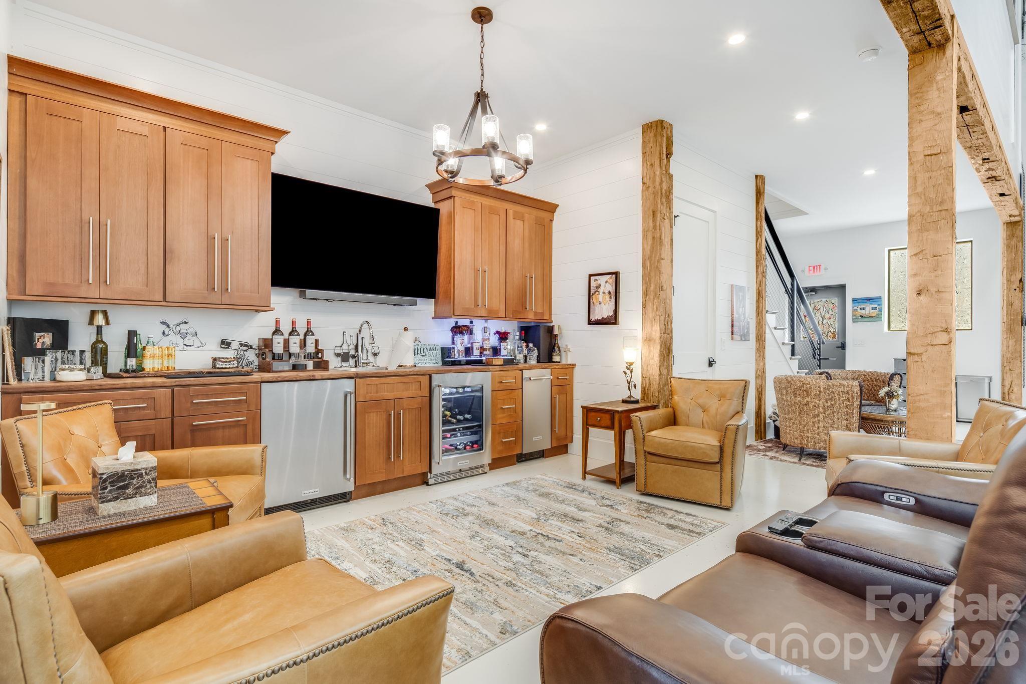 Condominium at 115 Speed Way, Lake Toxaway, photo 4 of 26