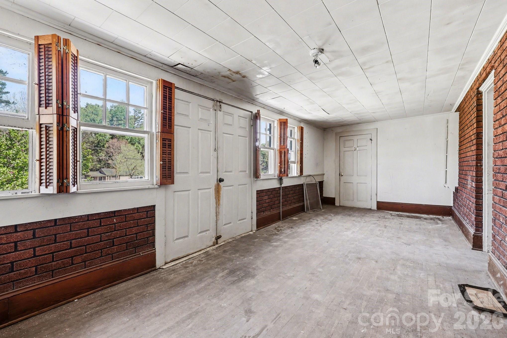 Single Family Residence at 1411 Ludwick Heights Lane, Salisbury, photo 22 of 44