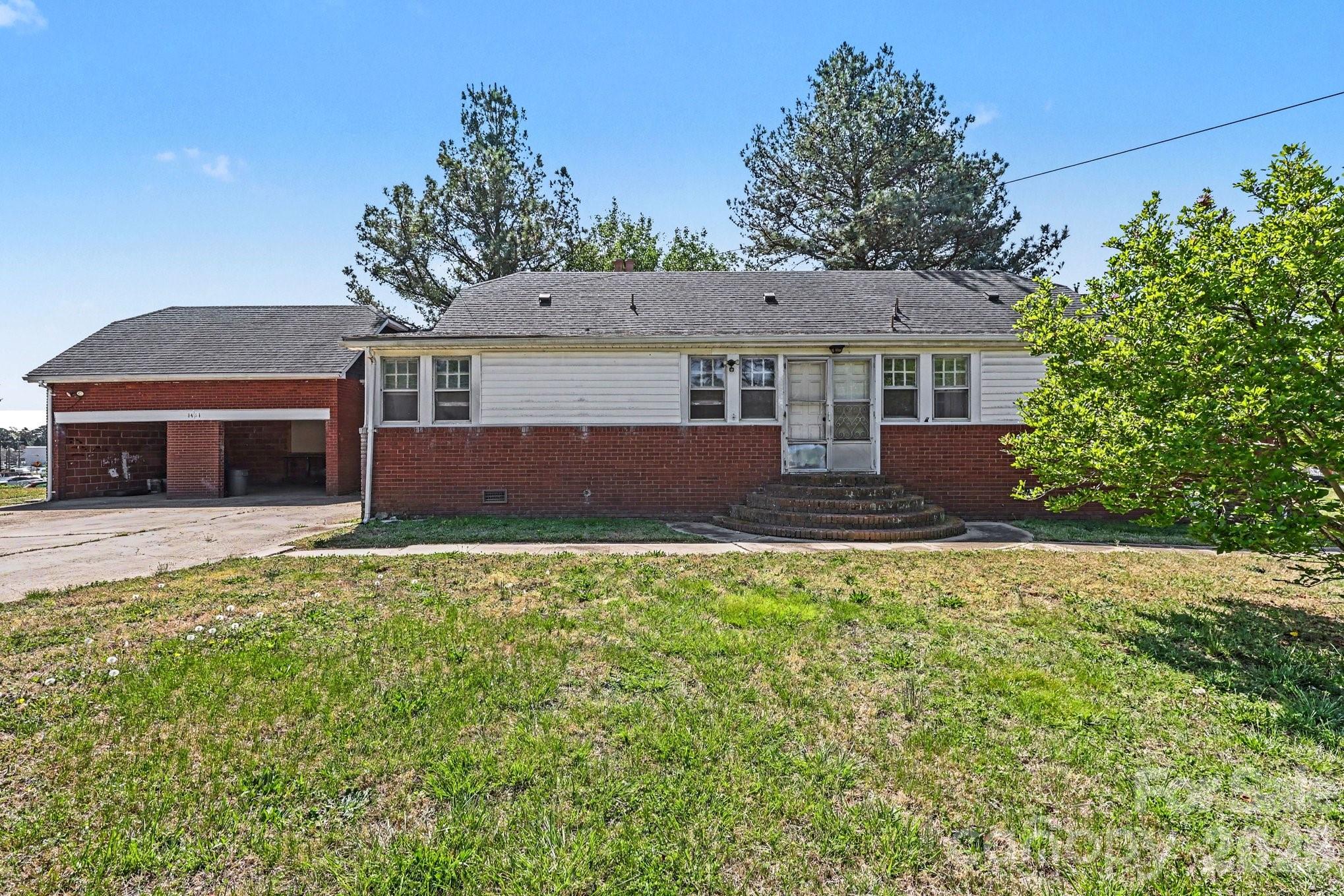 Single Family Residence at 1411 Ludwick Heights Lane, Salisbury, photo 40 of 44