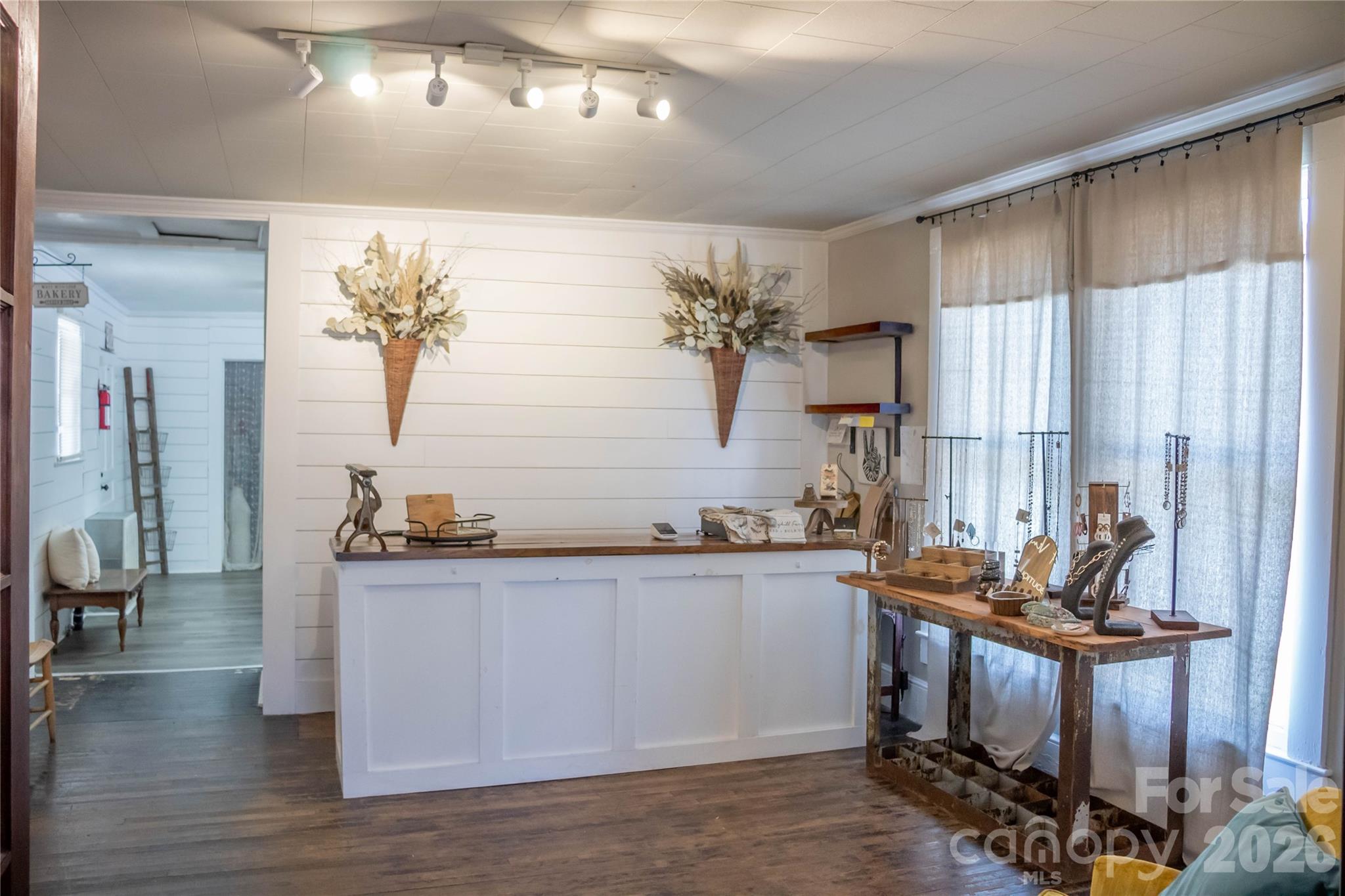 Business at 658 E Main Avenue, Taylorsville, photo 7 of 16