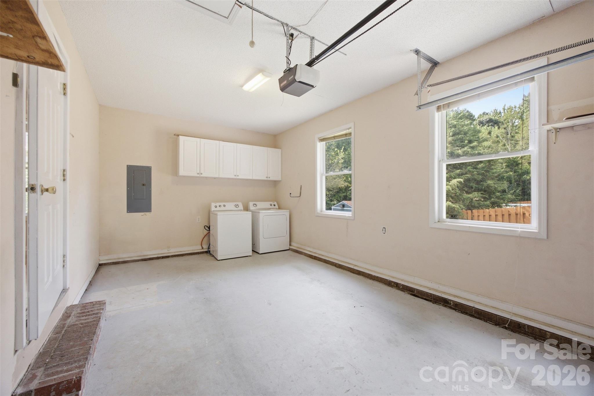 Single Family Residence at 1297 Creekview Drive, Gastonia, photo 24 of 31
