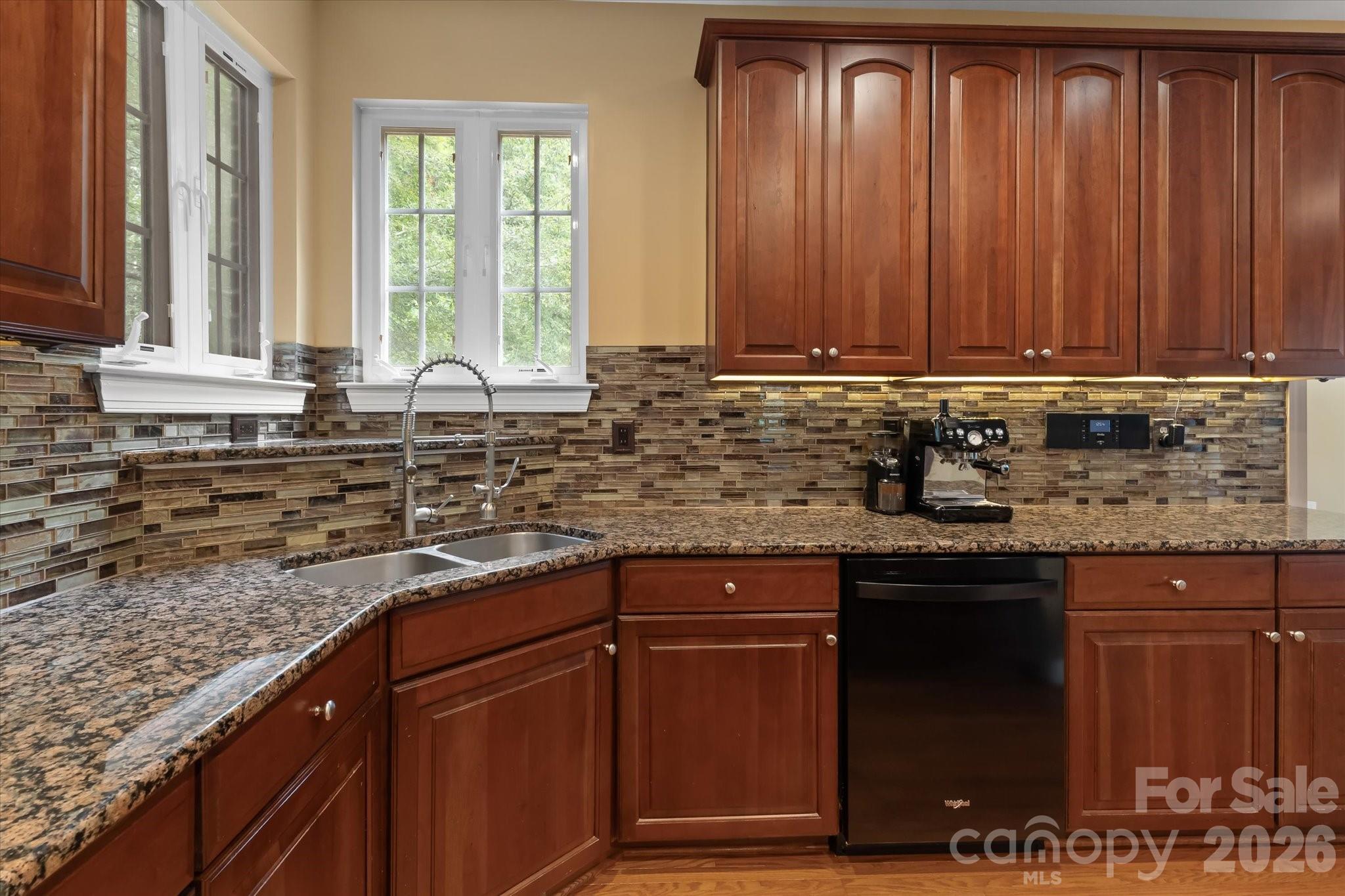 Kitchen - 309 Stonewater Bay Lane, Mount Holly