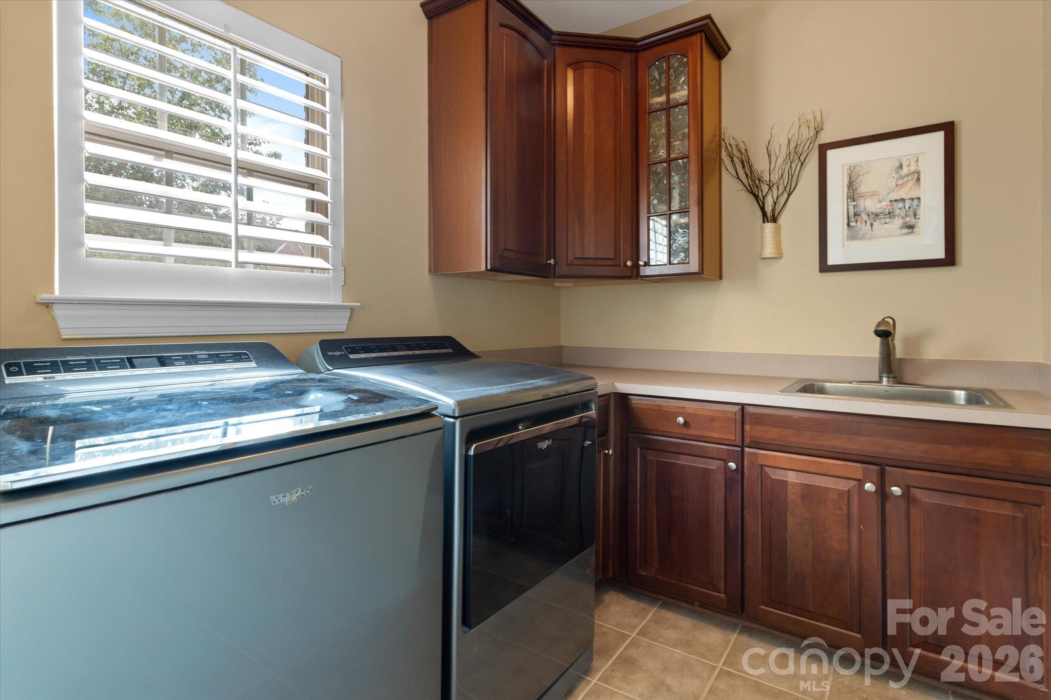Laundry Room - 309 Stonewater Bay Lane, Mount Holly
