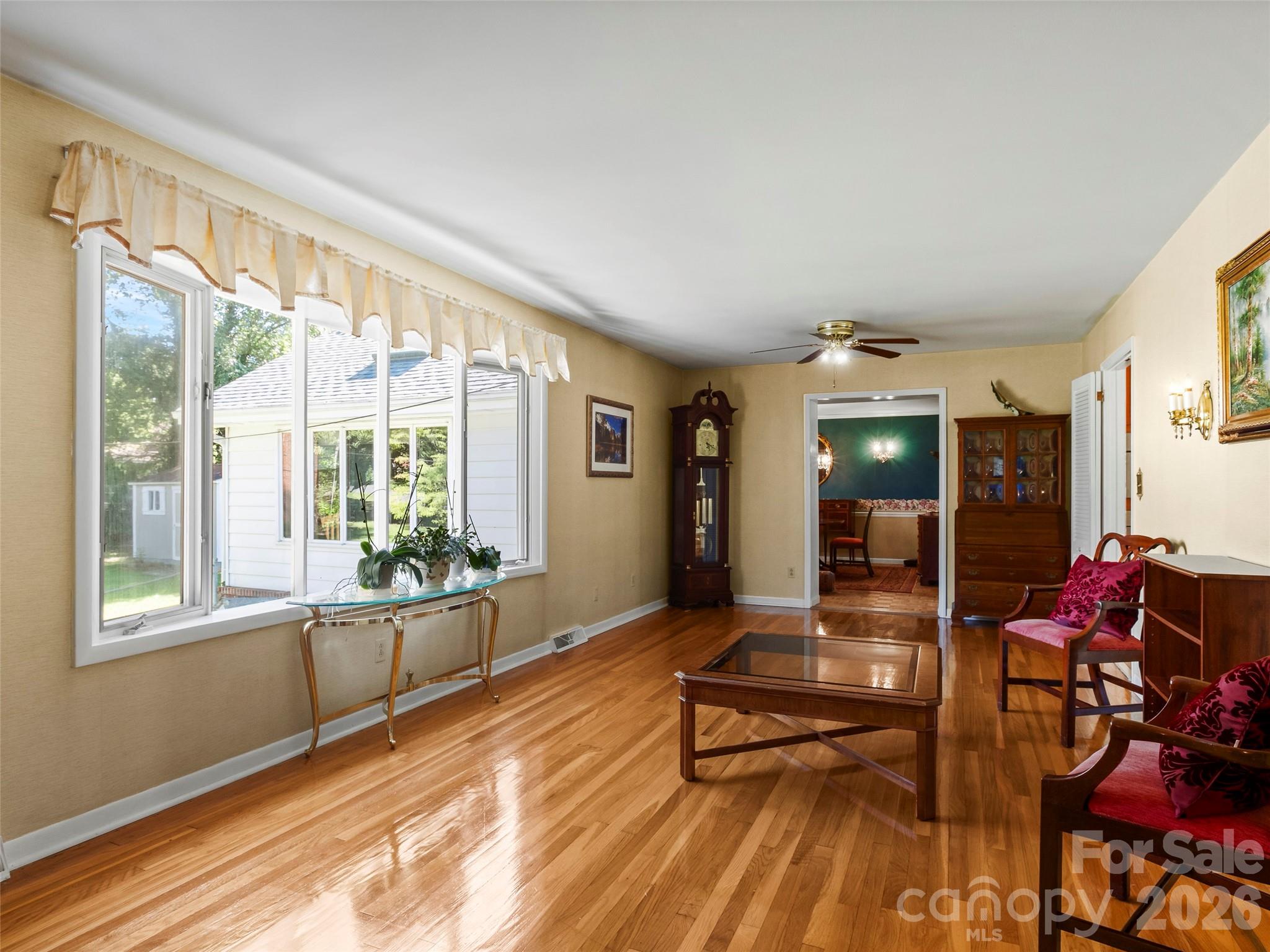 Bright, sunny sitting room - 101 Castlerock Drive, Asheville