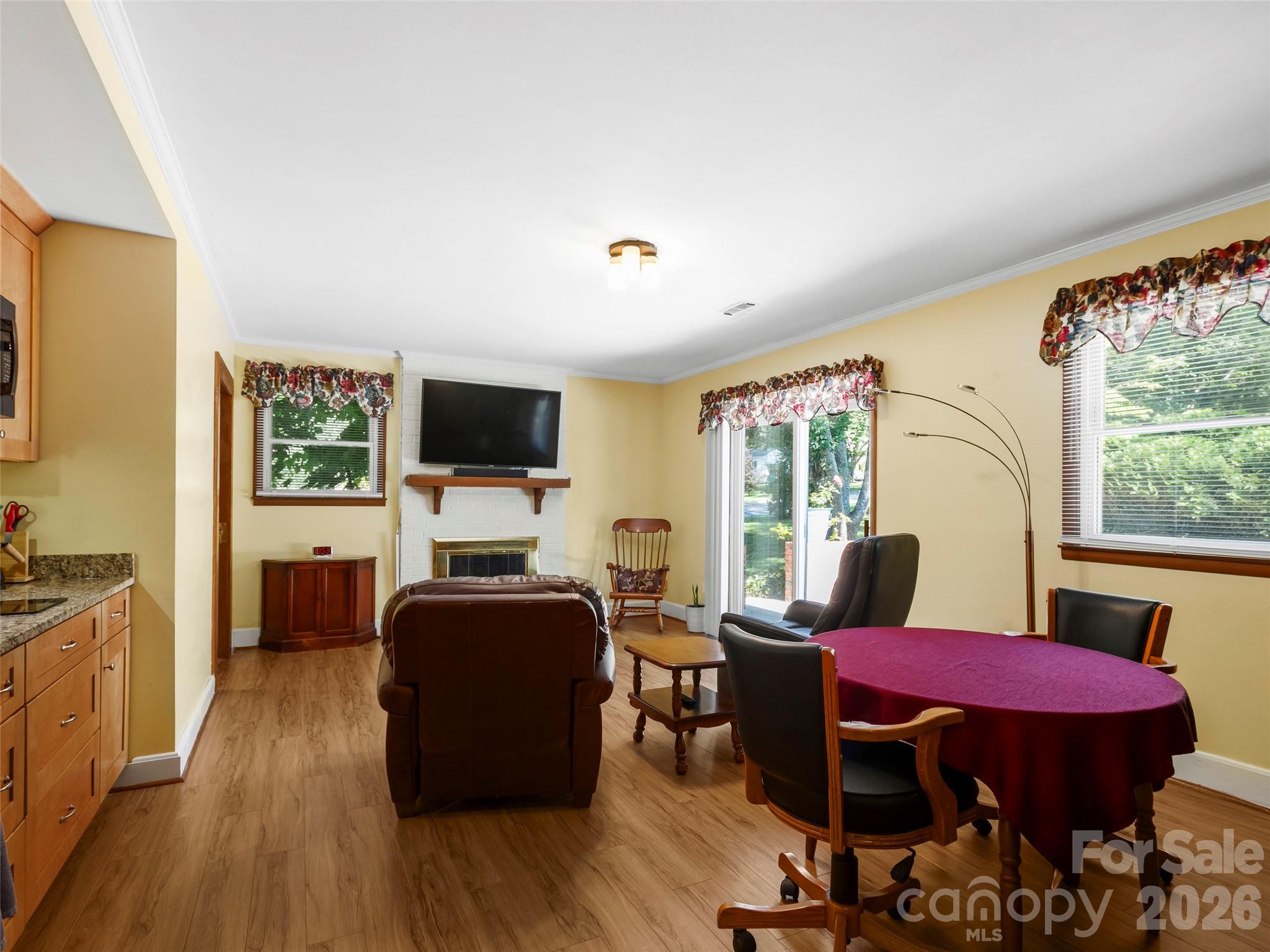 Basement apartment - 101 Castlerock Drive, Asheville