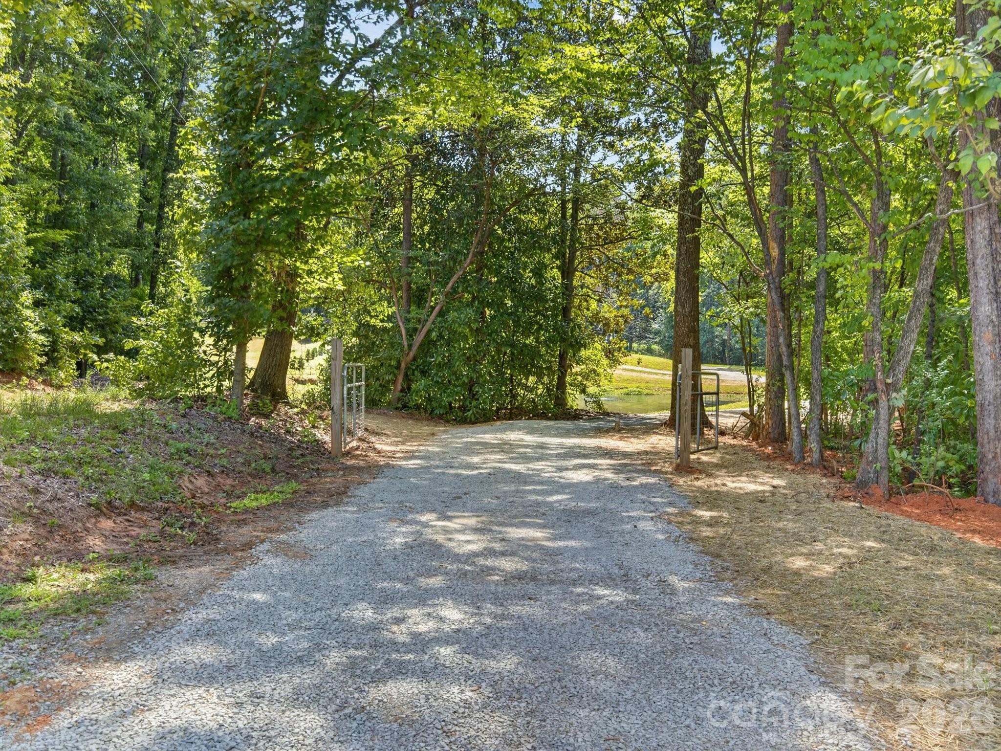 Single Family Residence at 2532 Sam Newell Road, Matthews, photo 37 of 44
