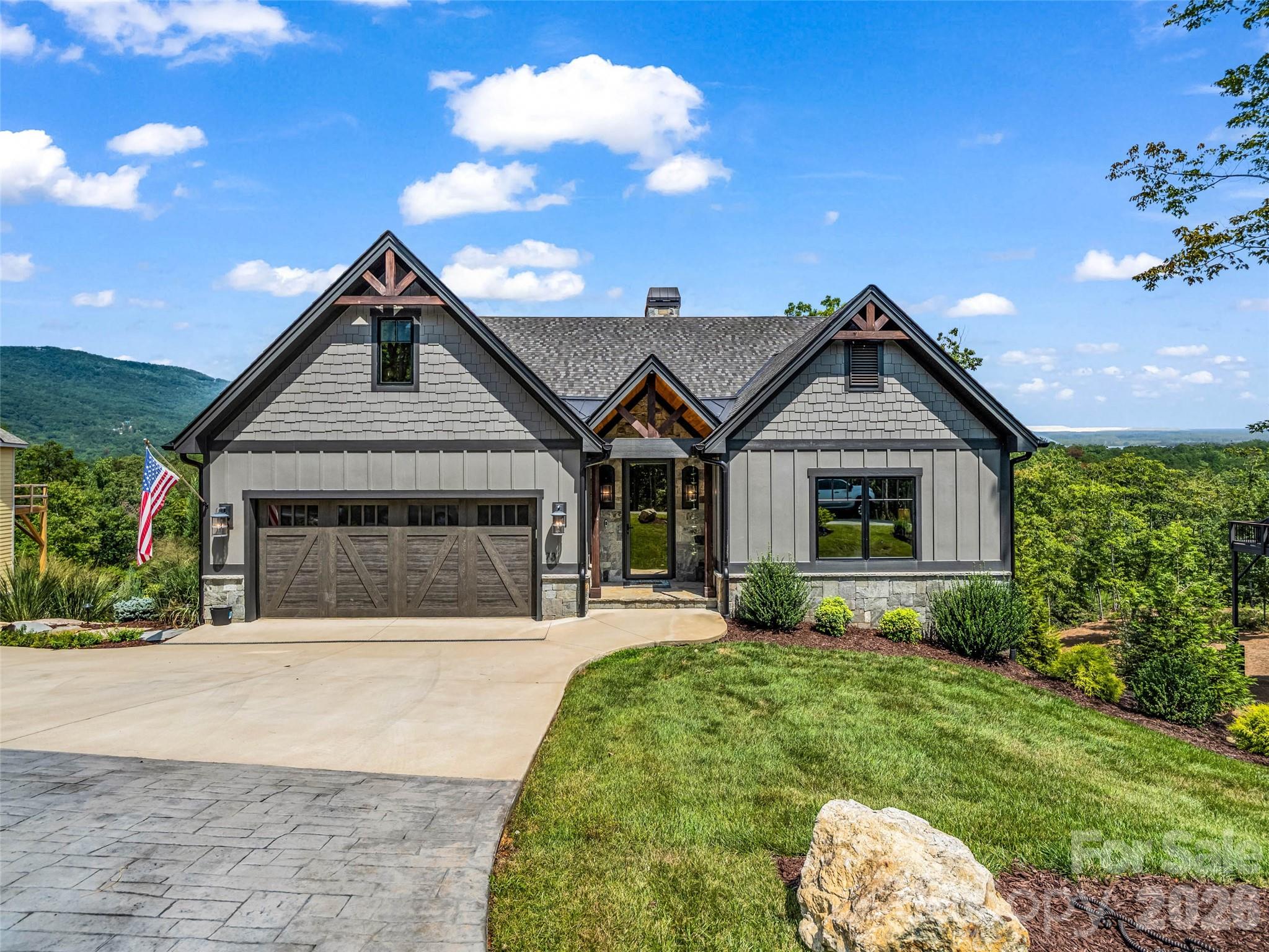 Single Family Residence at 73 Jackson Ridge Lane, Mill Spring, photo 9 of 33