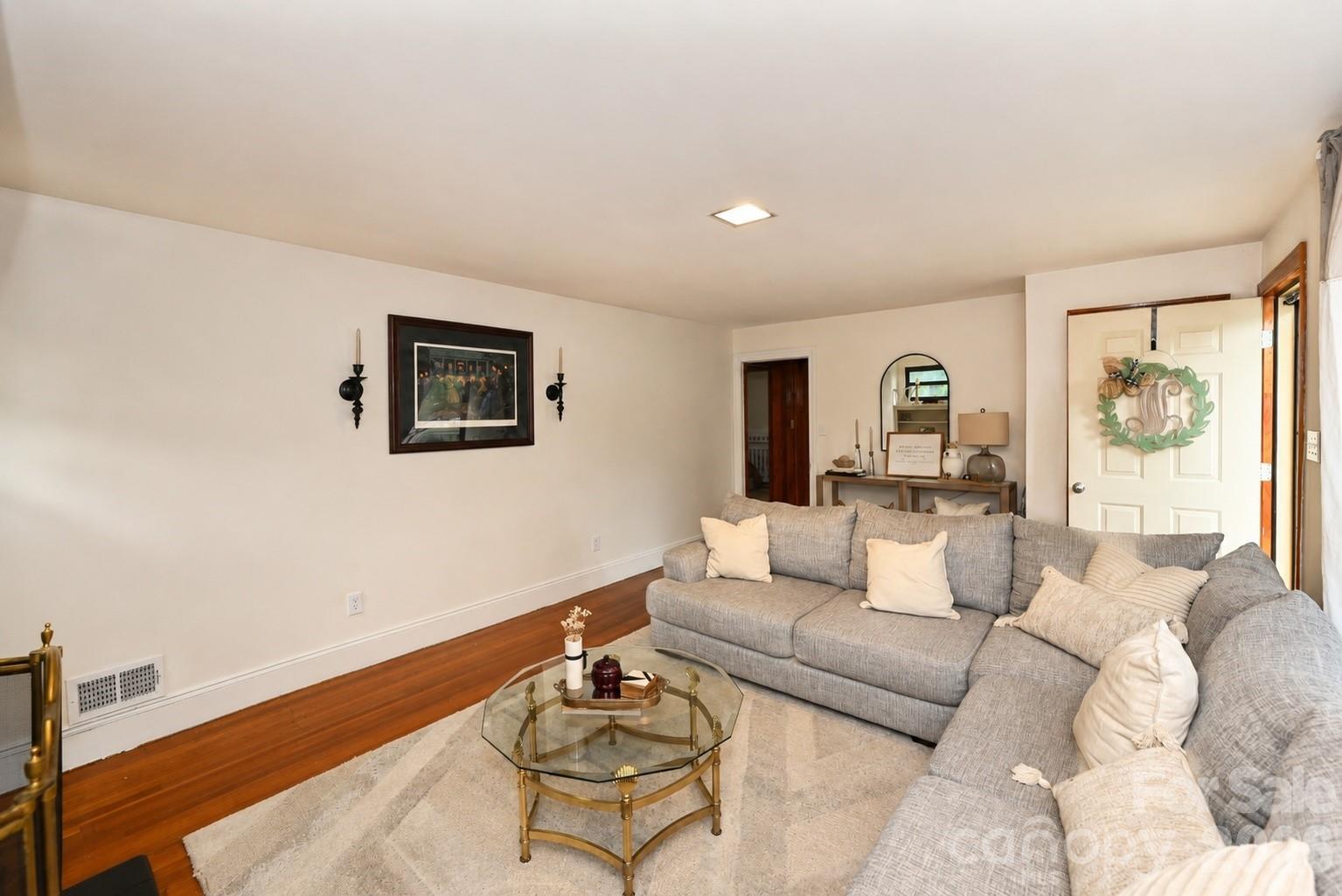 Living Room - 8031 George Hildebran School Road, Connelly Springs