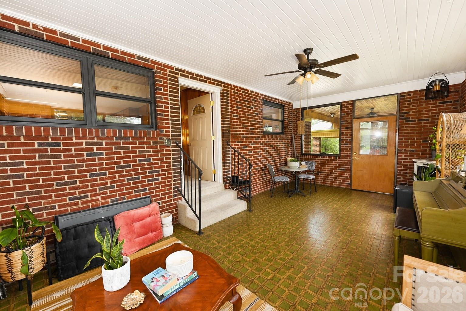Sunroom - 8031 George Hildebran School Road, Connelly Springs