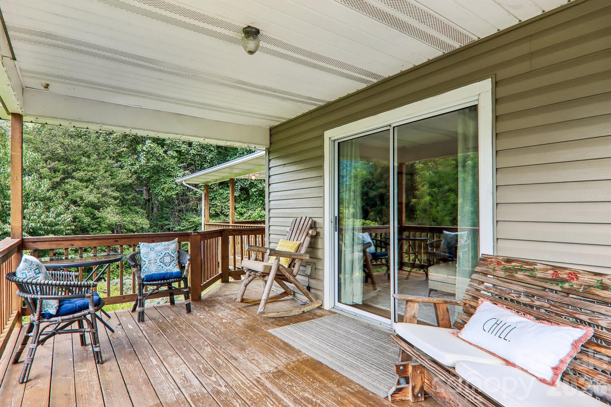 Large deck for relaxing and enjoying the view! - 169 Highview Drive, Maggie Valley