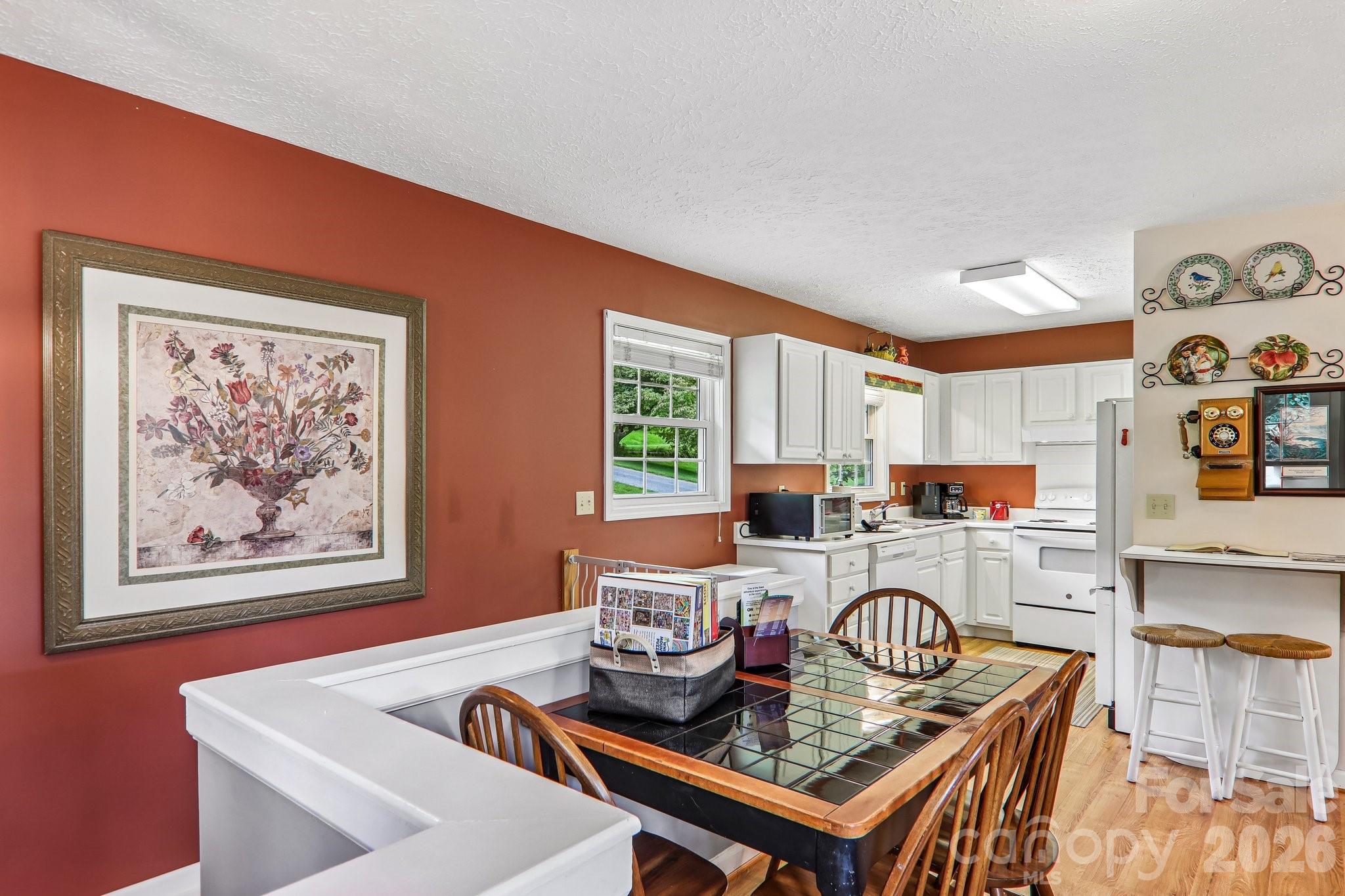 Looking towards kitchen - 169 Highview Drive, Maggie Valley