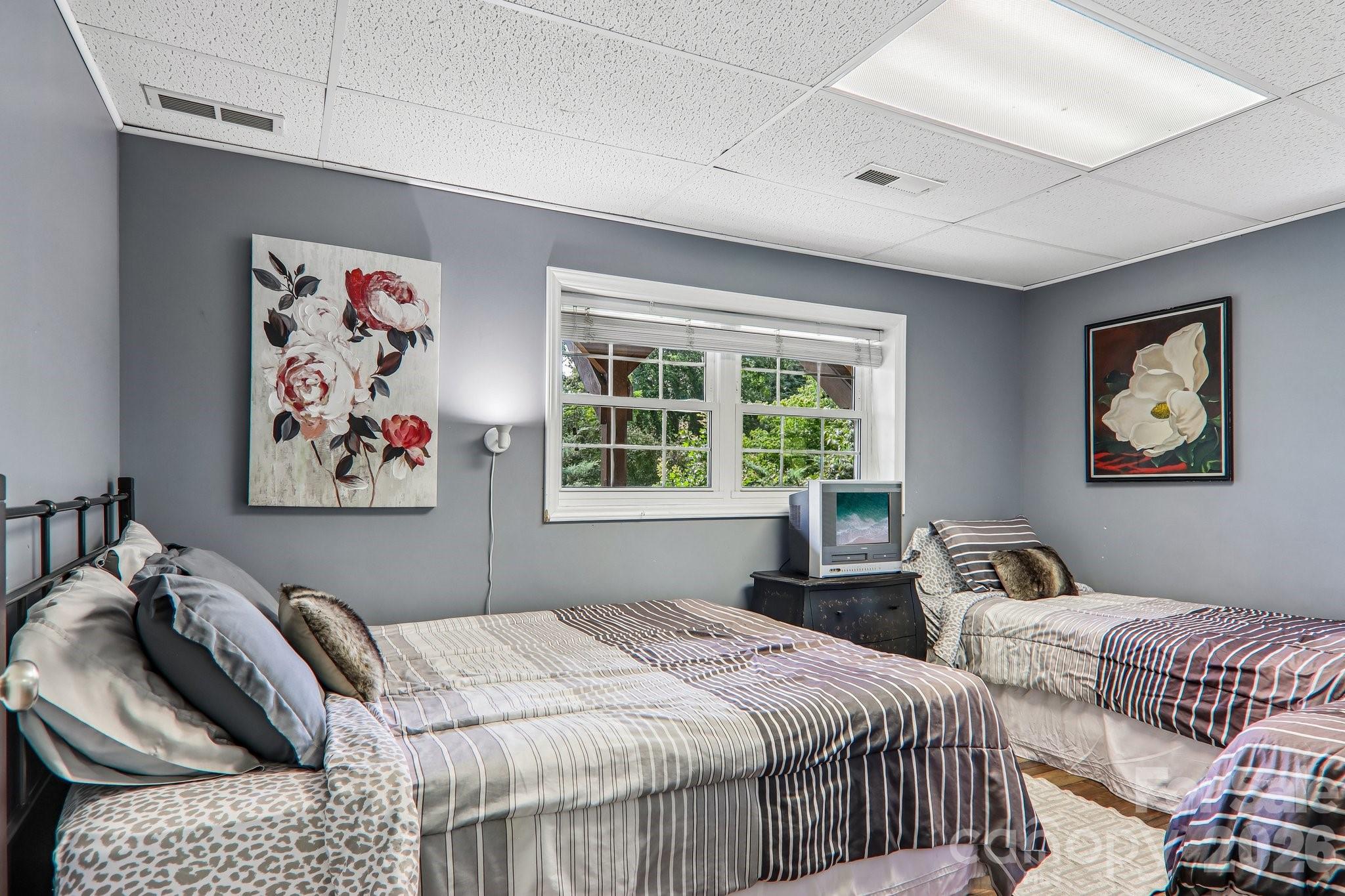 Bonus room in lower level - 169 Highview Drive, Maggie Valley