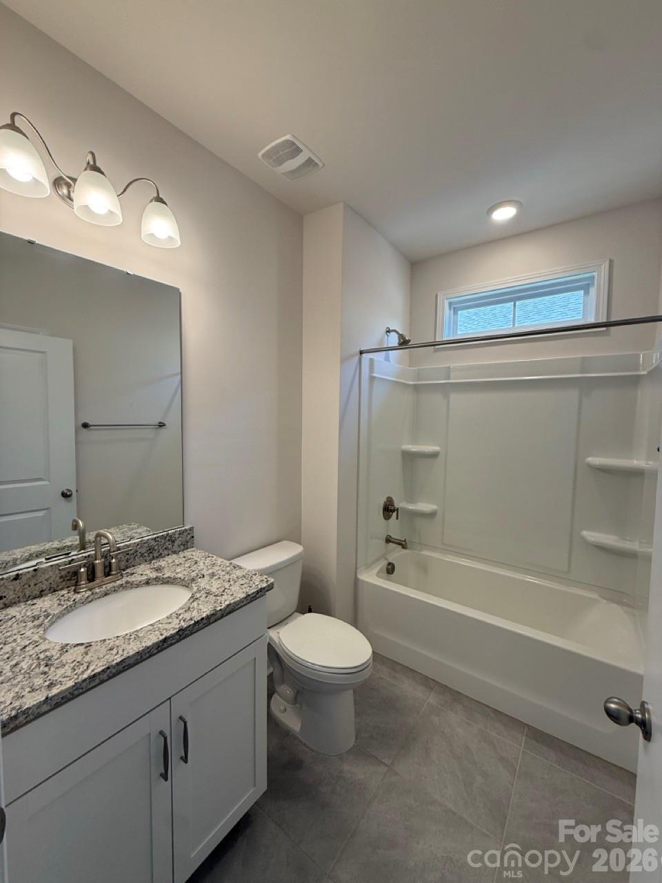 Single Family Residence at 1615 Sweetmoss Loop, Denver, photo 5 of 31