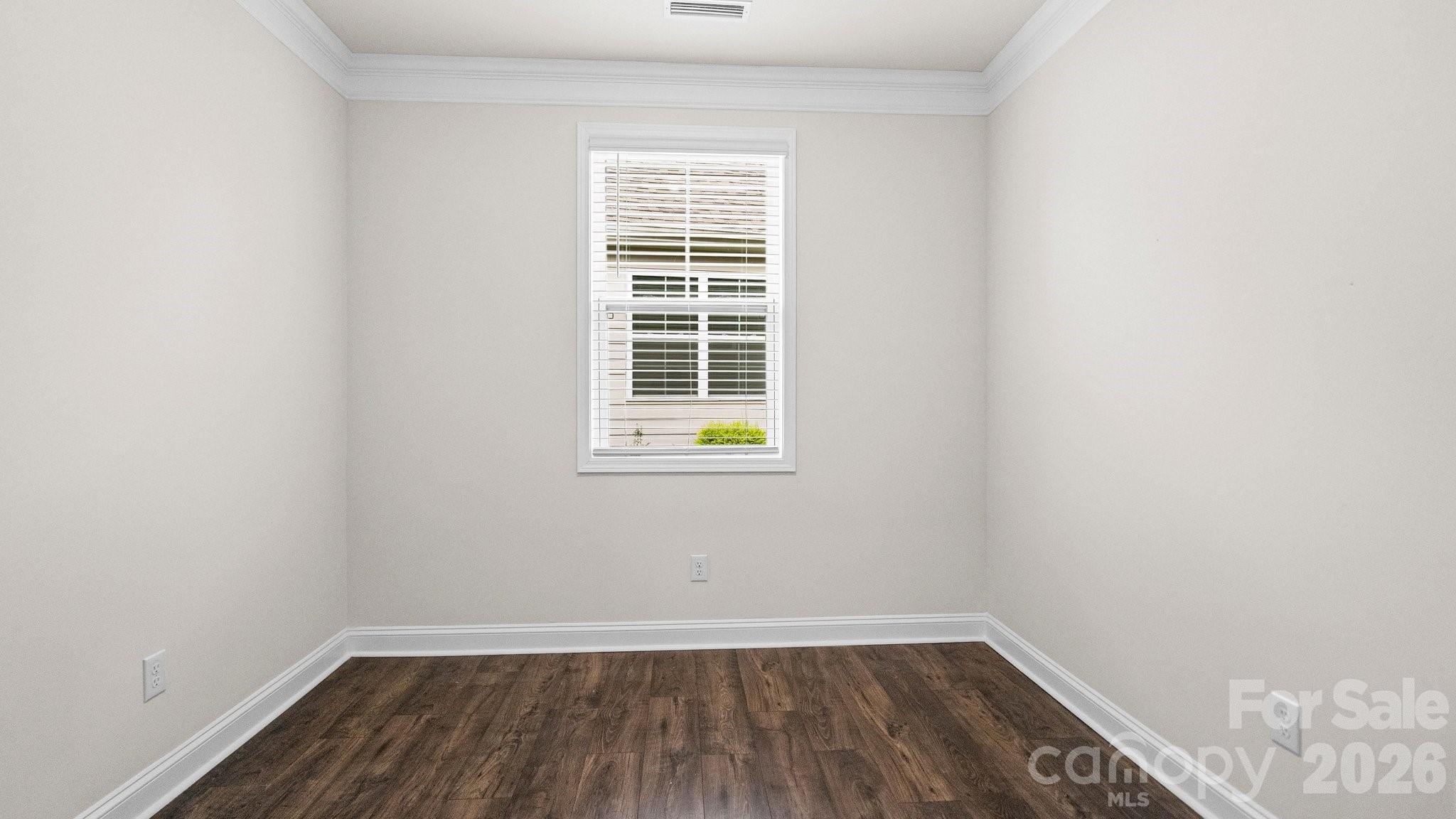 Single Family Residence at 1615 Sweetmoss Loop, Denver, photo 6 of 31