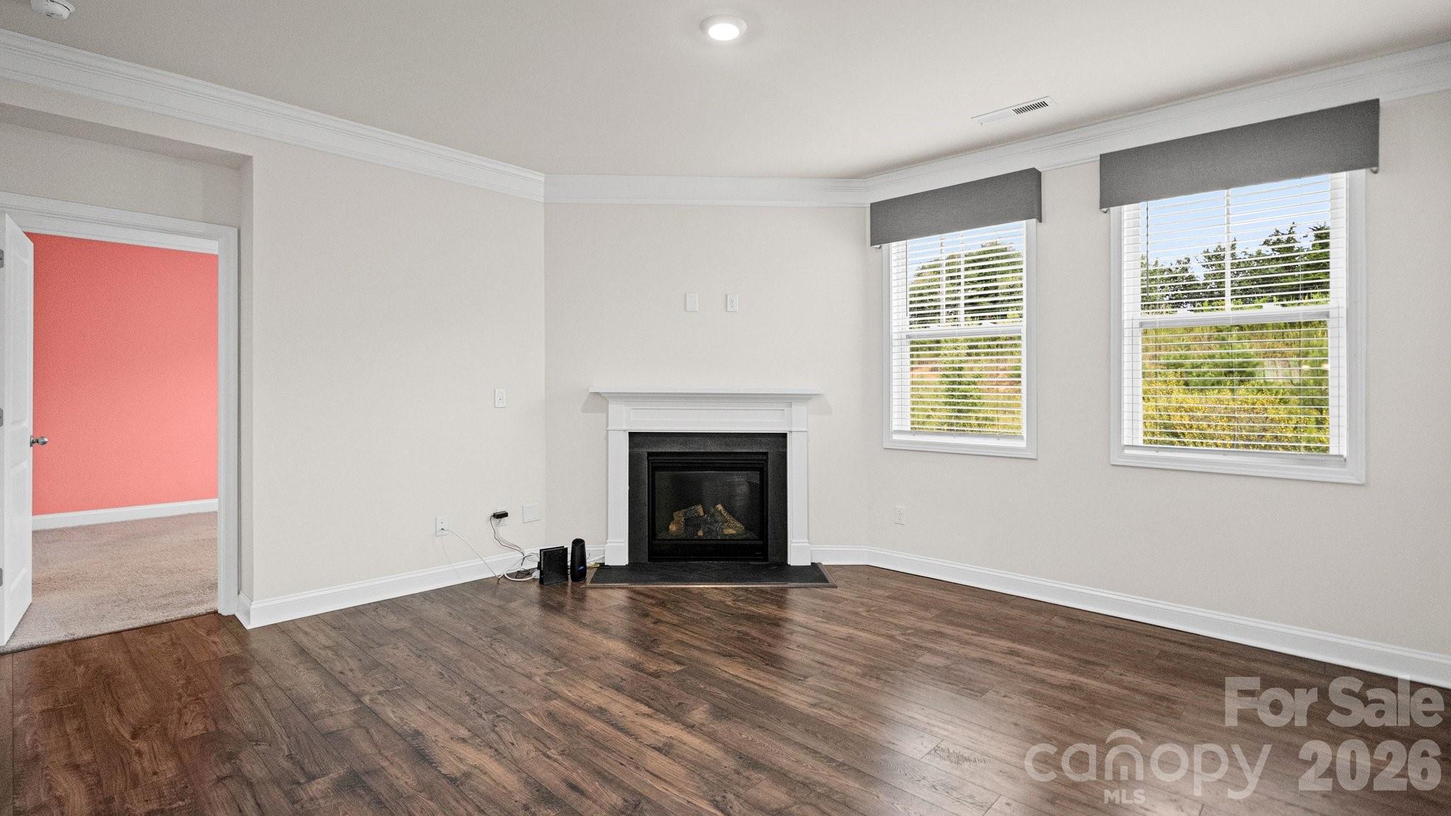 Single Family Residence at 1615 Sweetmoss Loop, Denver, photo 16 of 31