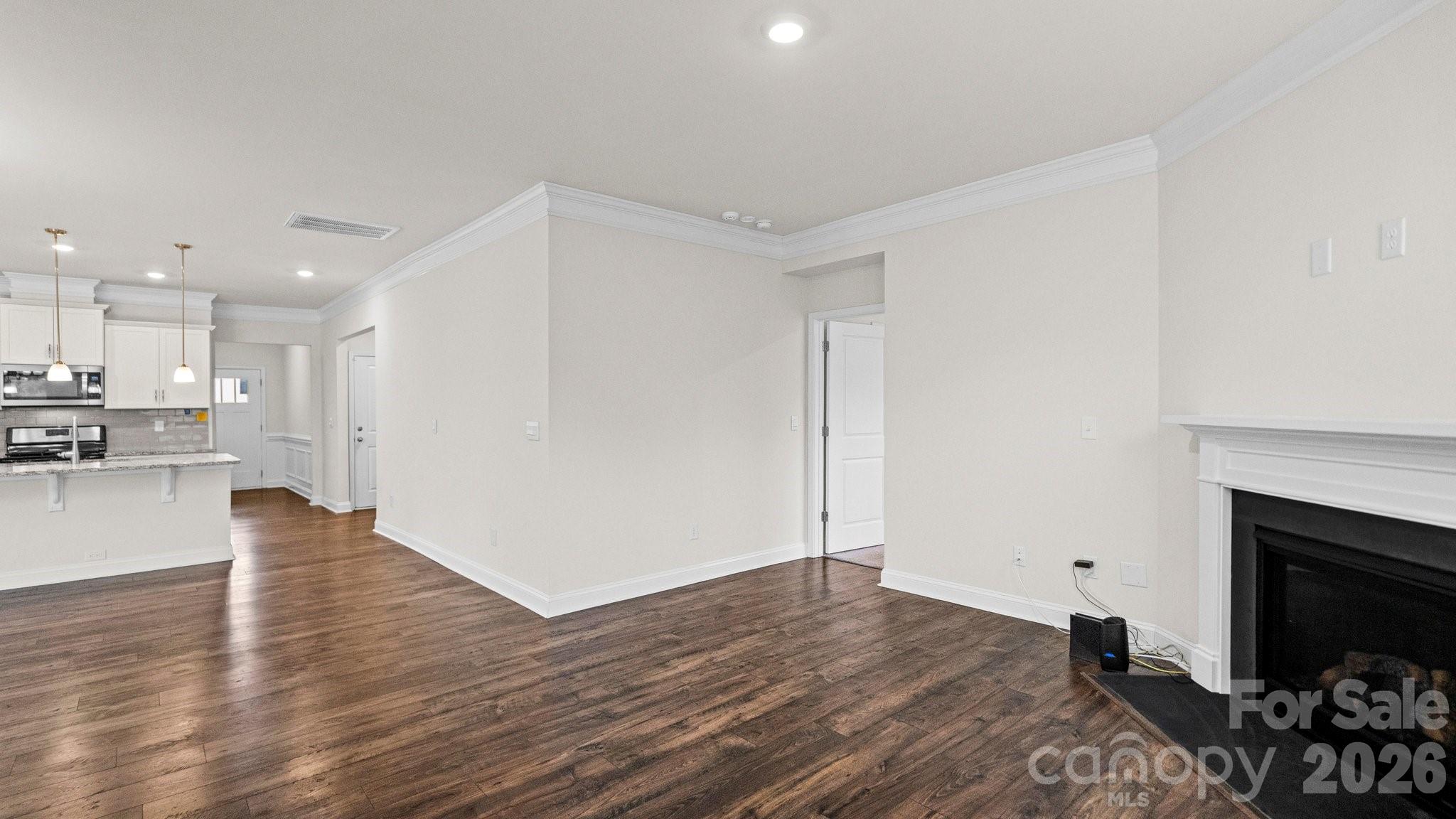 Single Family Residence at 1615 Sweetmoss Loop, Denver, photo 18 of 31