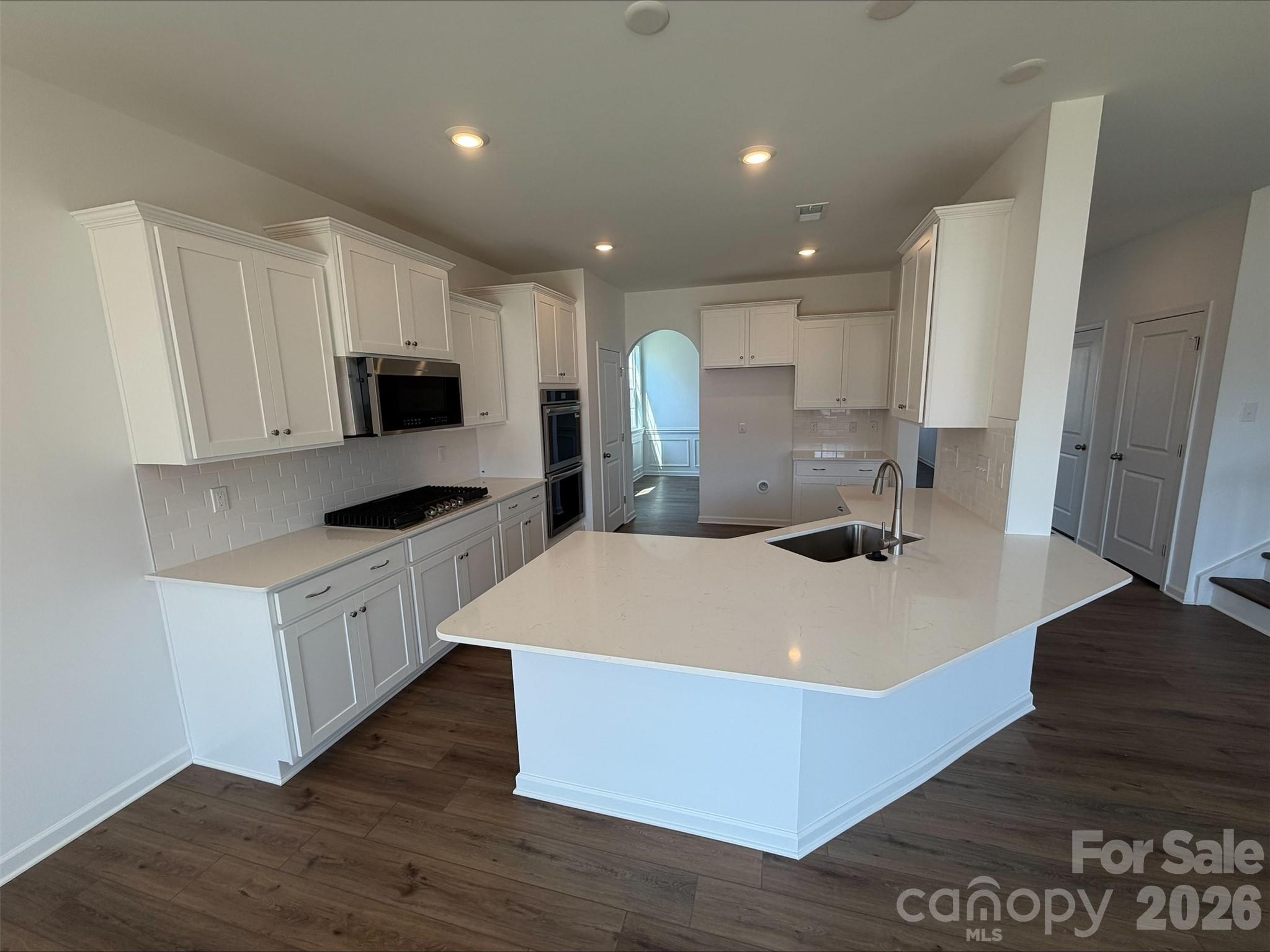 Single Family Residence at 2123 Morning Gold Drive, Maiden, photo 2 of 15