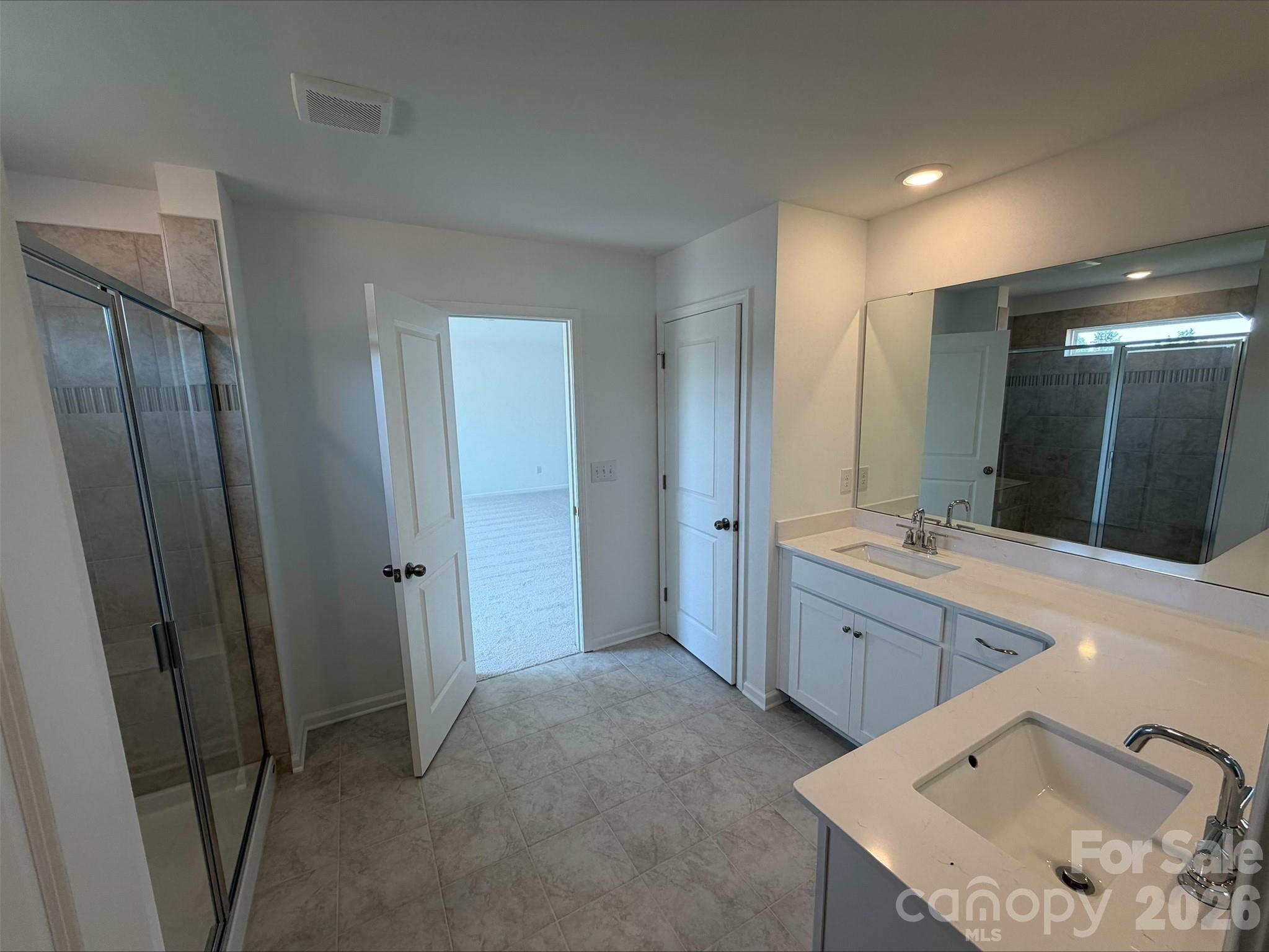 Single Family Residence at 2123 Morning Gold Drive, Maiden, photo 5 of 15