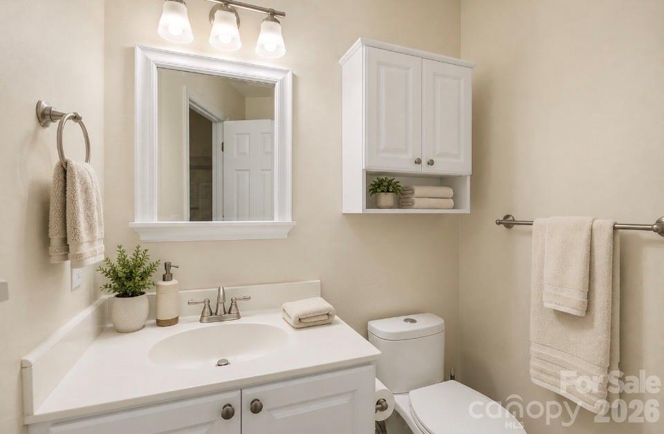 Single Family Residence at 104 Southern Cross Lane, Matthews, photo 14 of 34