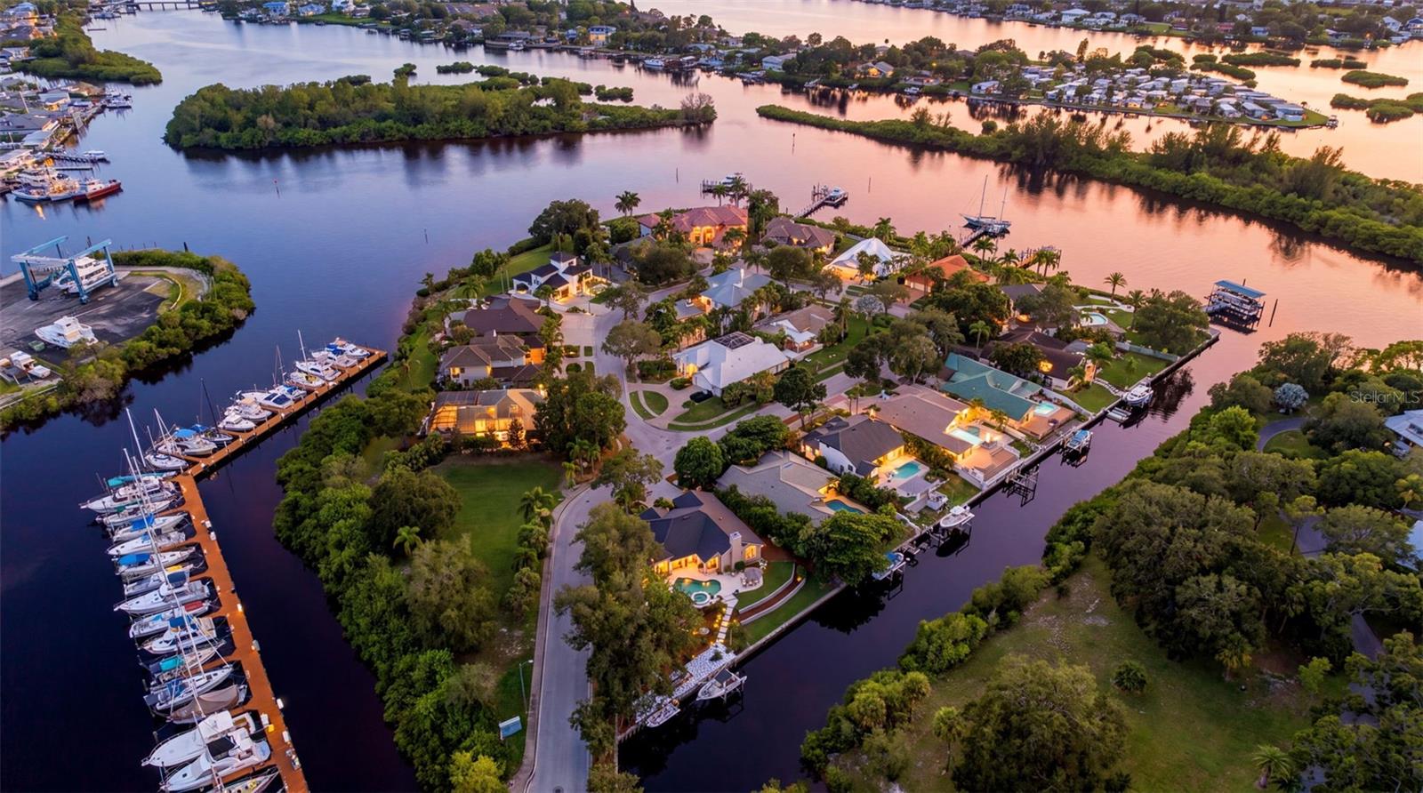 1102 MARINA DR