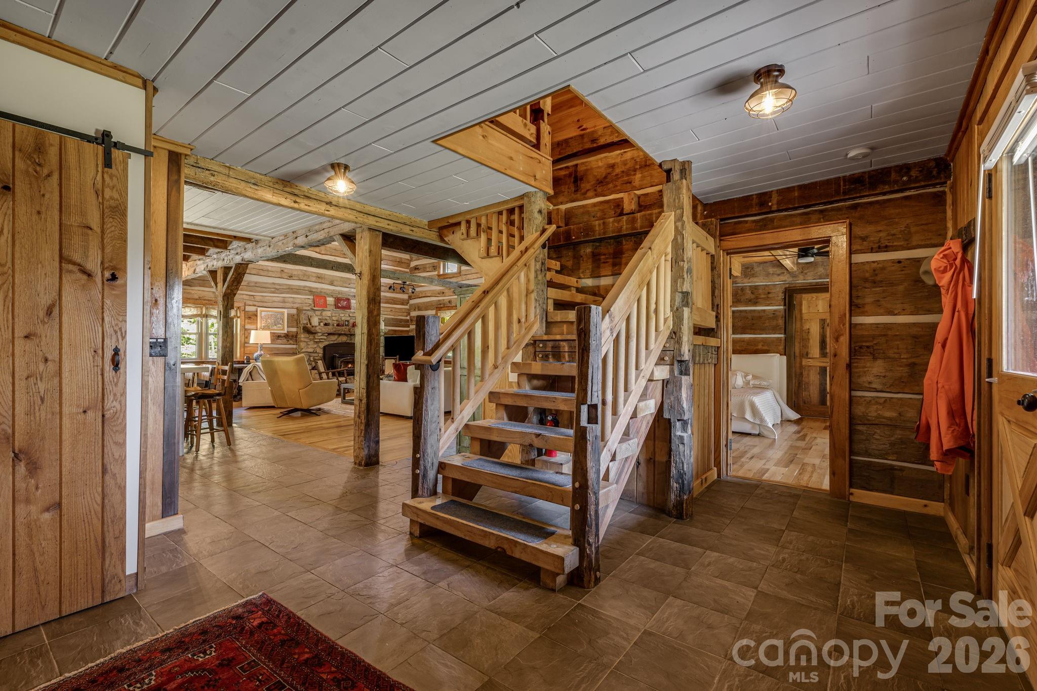 Single Family Residence at 146 Gentry Farm Drive, Hot Springs, photo 10 of 49