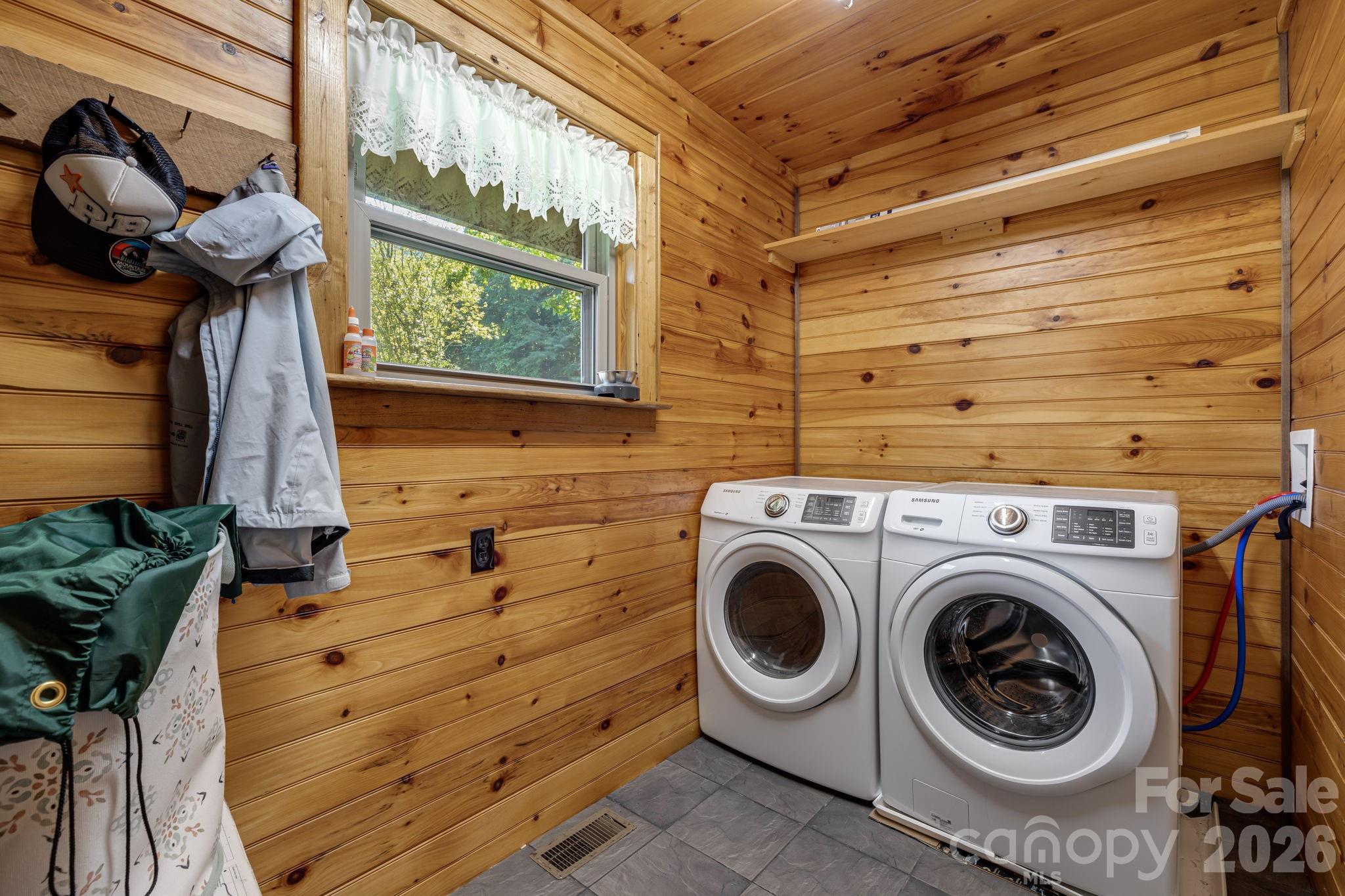 Laundry - 146 Gentry Farm Drive, Hot Springs
