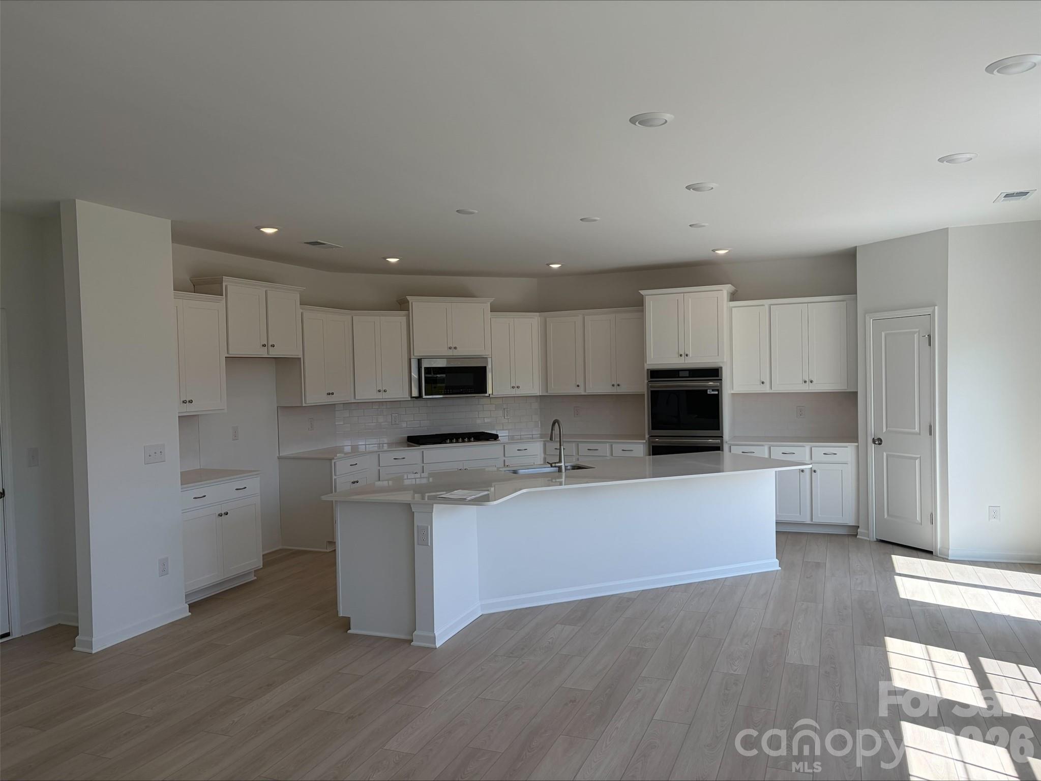 Single Family Residence at 2117 Morning Gold Drive, Maiden, photo 2 of 16