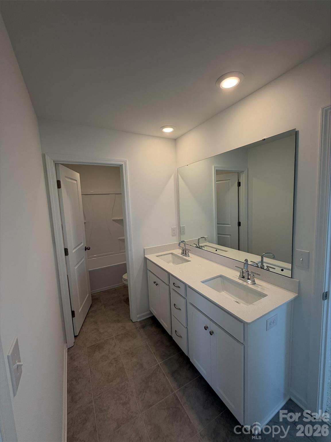 Single Family Residence at 2117 Morning Gold Drive, Maiden, photo 9 of 16