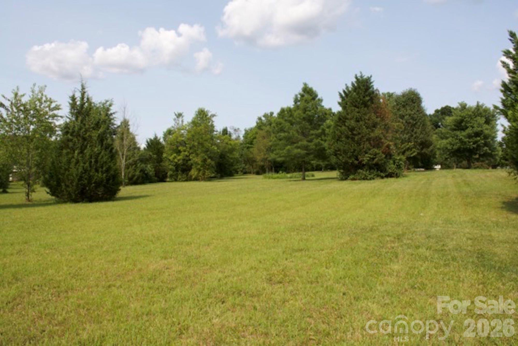 Single Family Residence at 1016 Bethesda Road, Statesville, photo 2 of 27