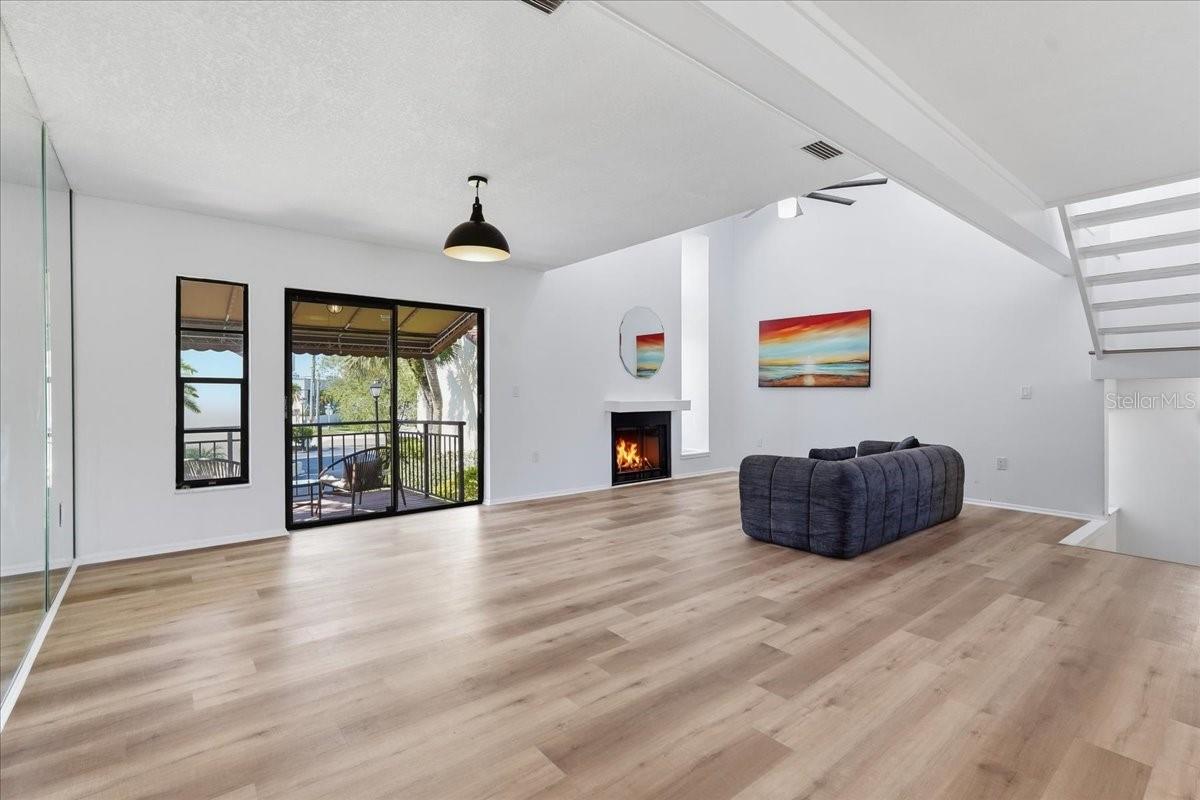 Flexible Great Room for Living and Dining Rooms - 240 WINDWARD PSGE #702, CLEARWATER