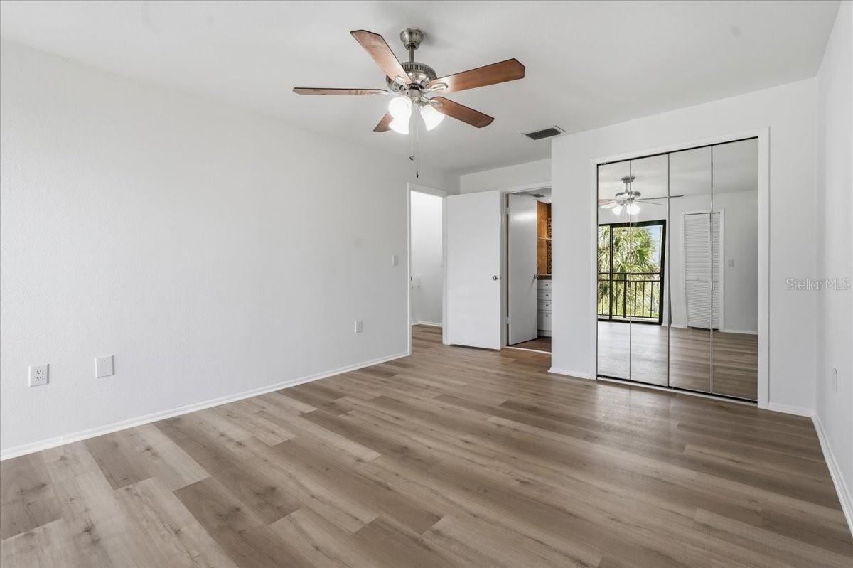 Primary Suite #1 - 240 WINDWARD PSGE #702, CLEARWATER