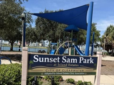 Sunset Sam Park less han a block away - 240 WINDWARD PSGE #702, CLEARWATER