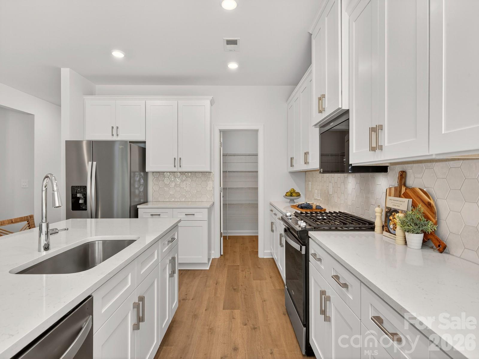 Photo is not of the actual home, but is an inspirational photo of builder’s model home and may depict options, furnishings, and/or decorator features that are not included. - 126 Arlingdale Drive, York