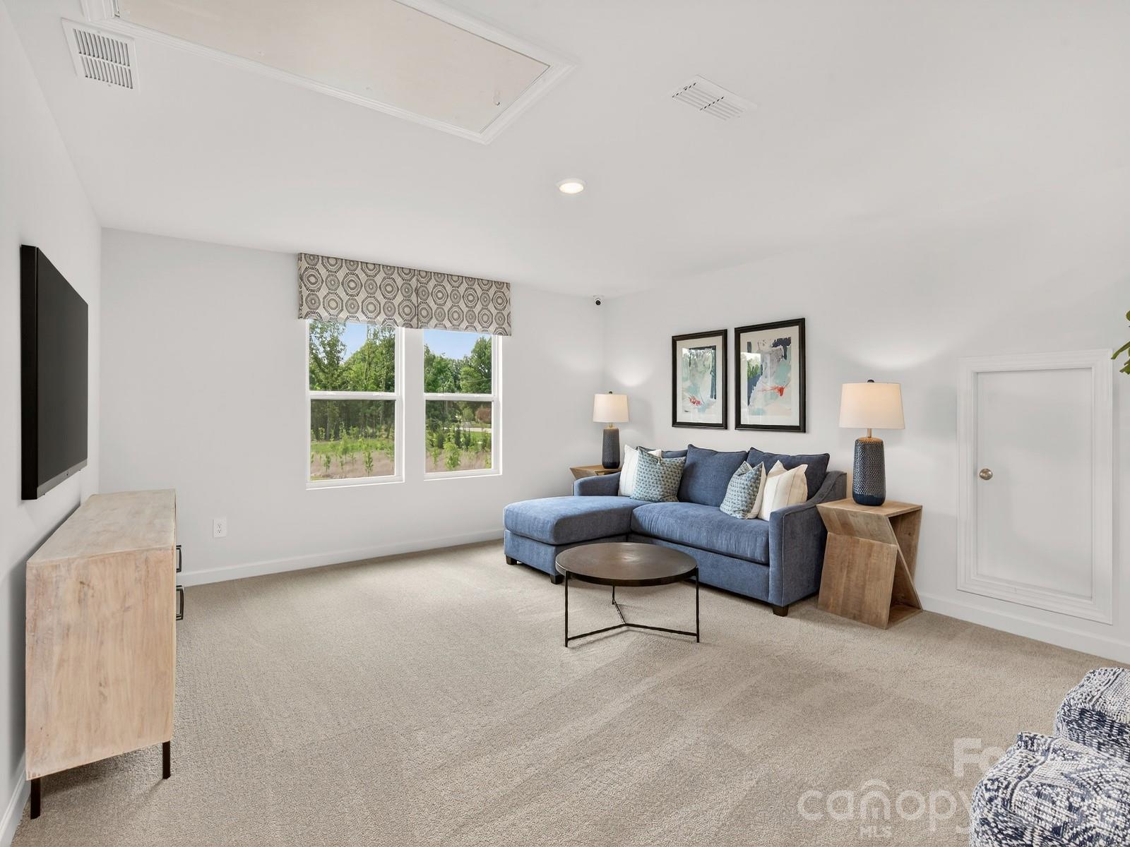 Photo is not of the actual home, but is an inspirational photo of builder’s model home and may depict options, furnishings, and/or decorator features that are not included. - 126 Arlingdale Drive, York