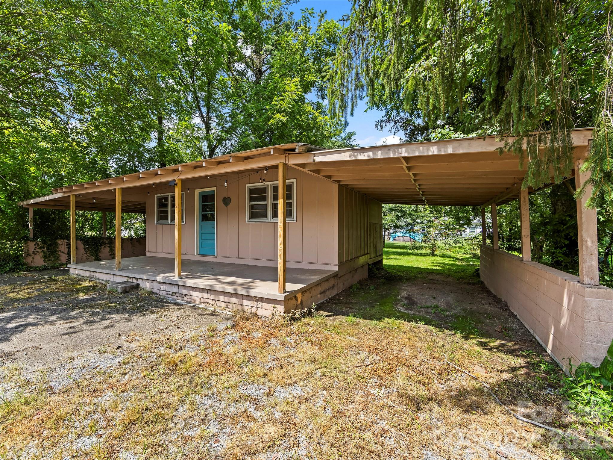 Single Family Residence at 43 Avery Street, Waynesville, photo 29 of 34